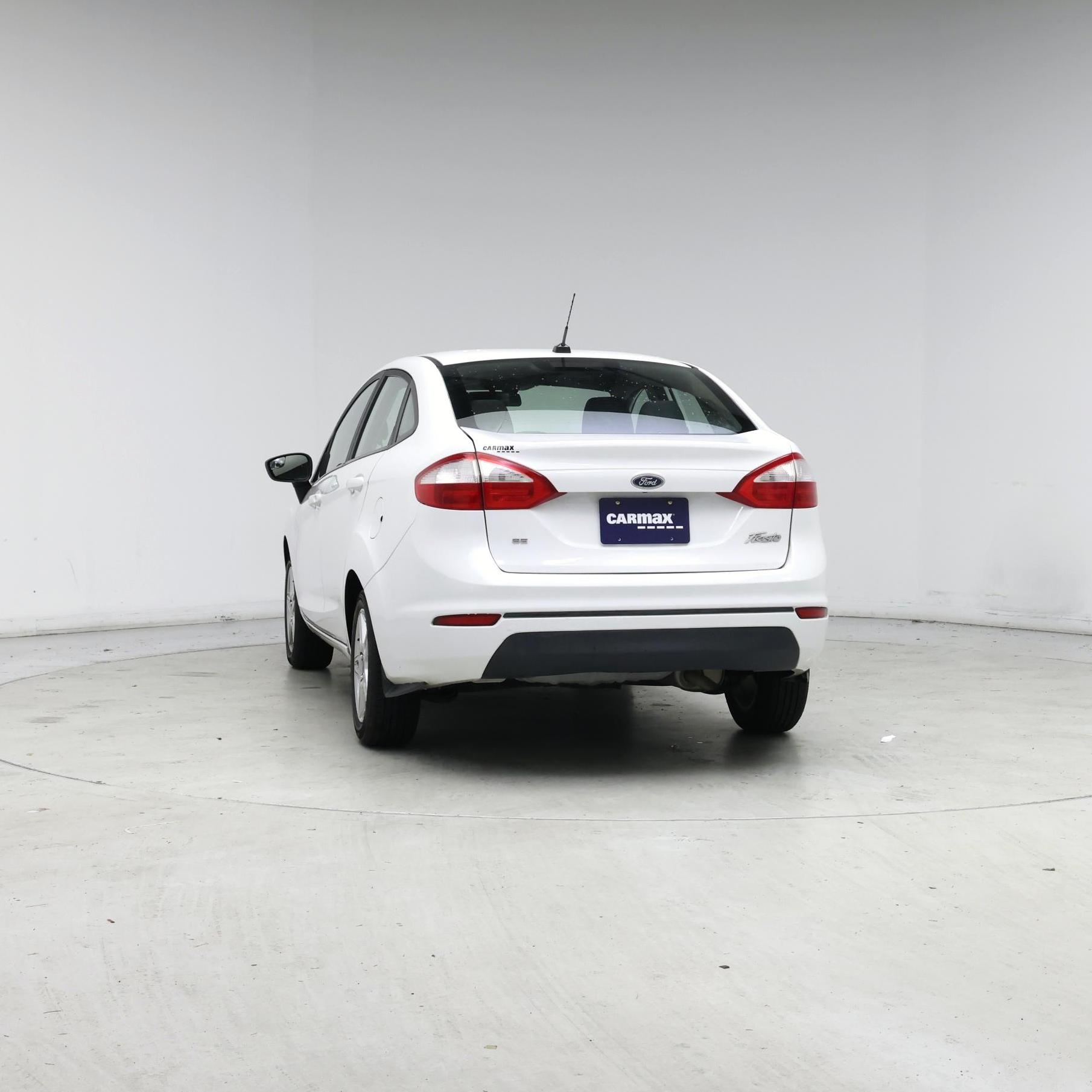 Thumbnail: 2017 Ford Fiesta - 6