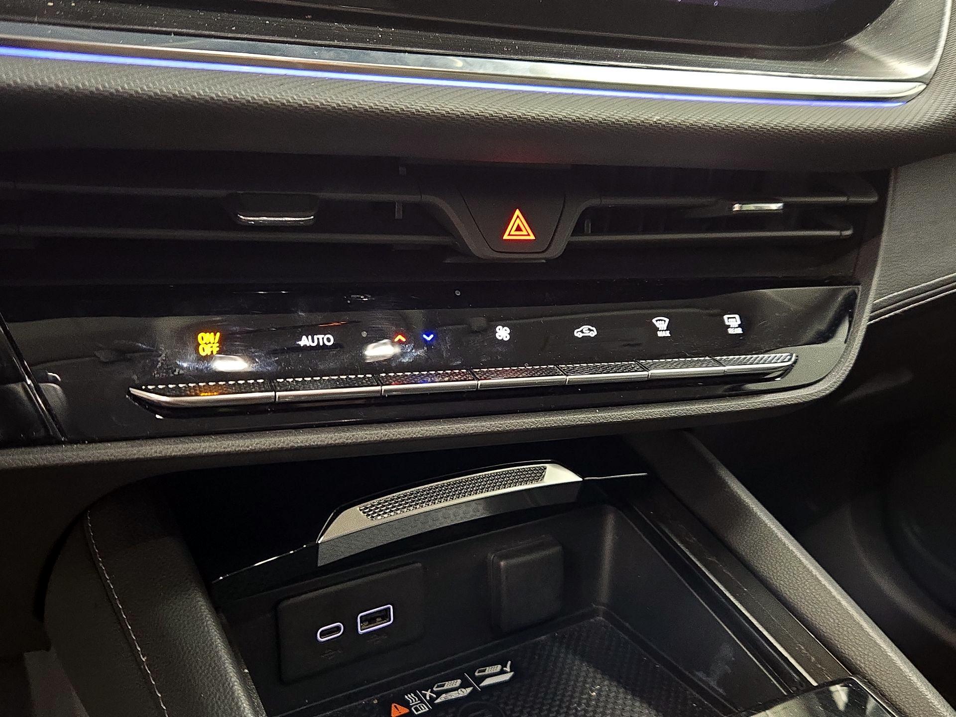 Thumbnail: 2024 Buick Envision - 16