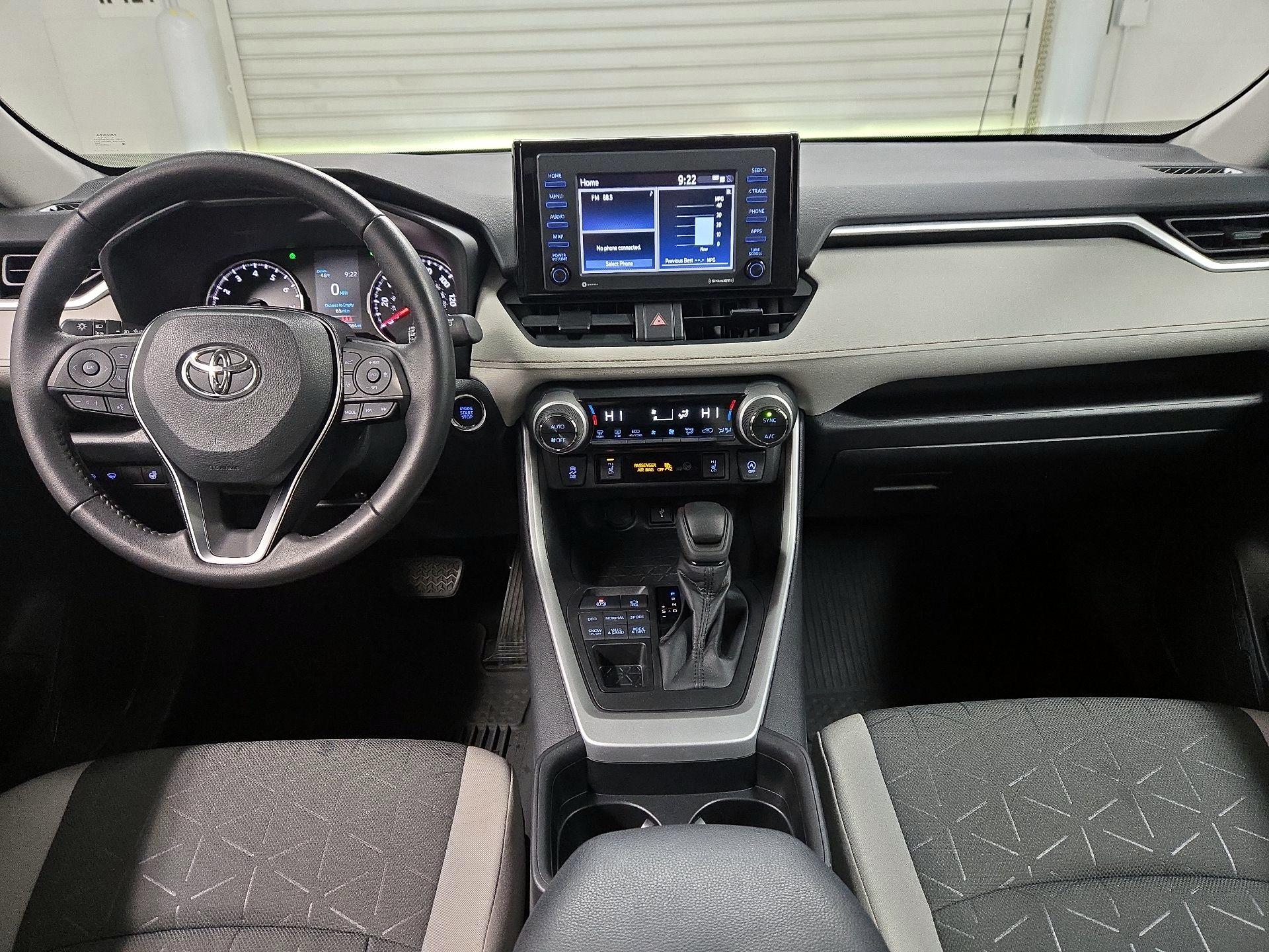Thumbnail: 2021 Toyota RAV4 - 9