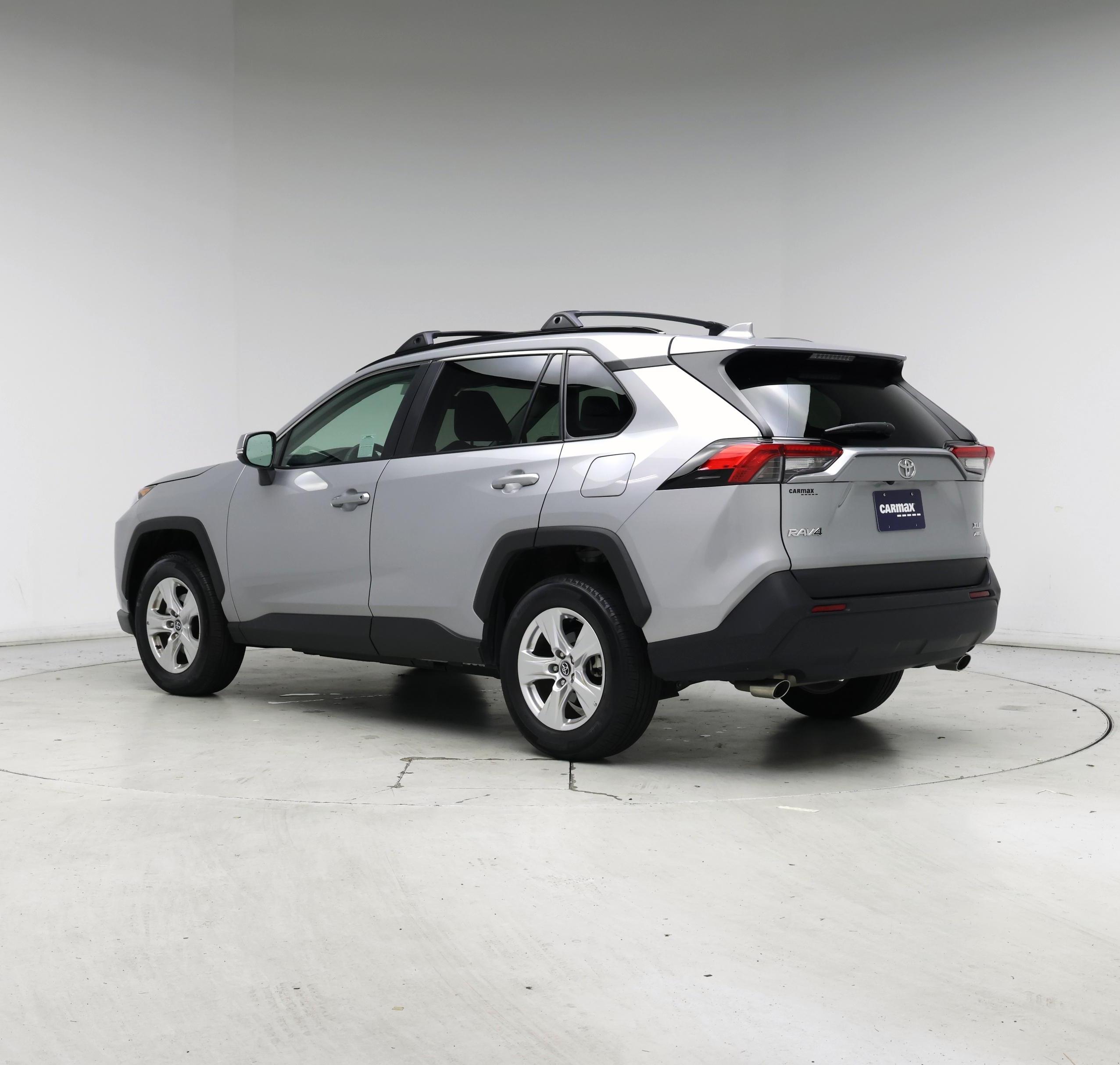 Thumbnail: 2021 Toyota RAV4 - 2