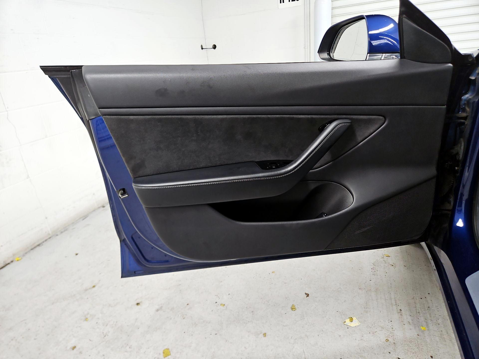 Thumbnail: 2019 Tesla Model 3 - 12