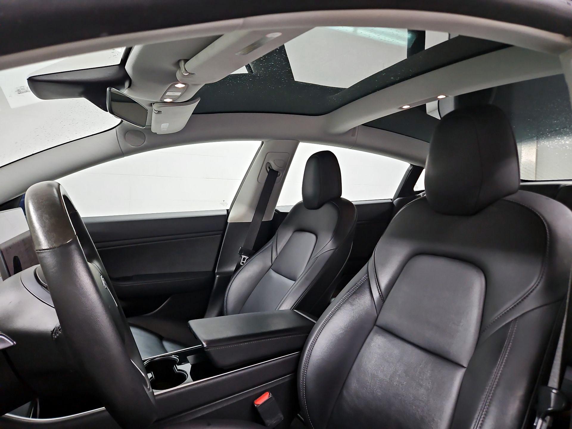 Thumbnail: 2019 Tesla Model 3 - 18