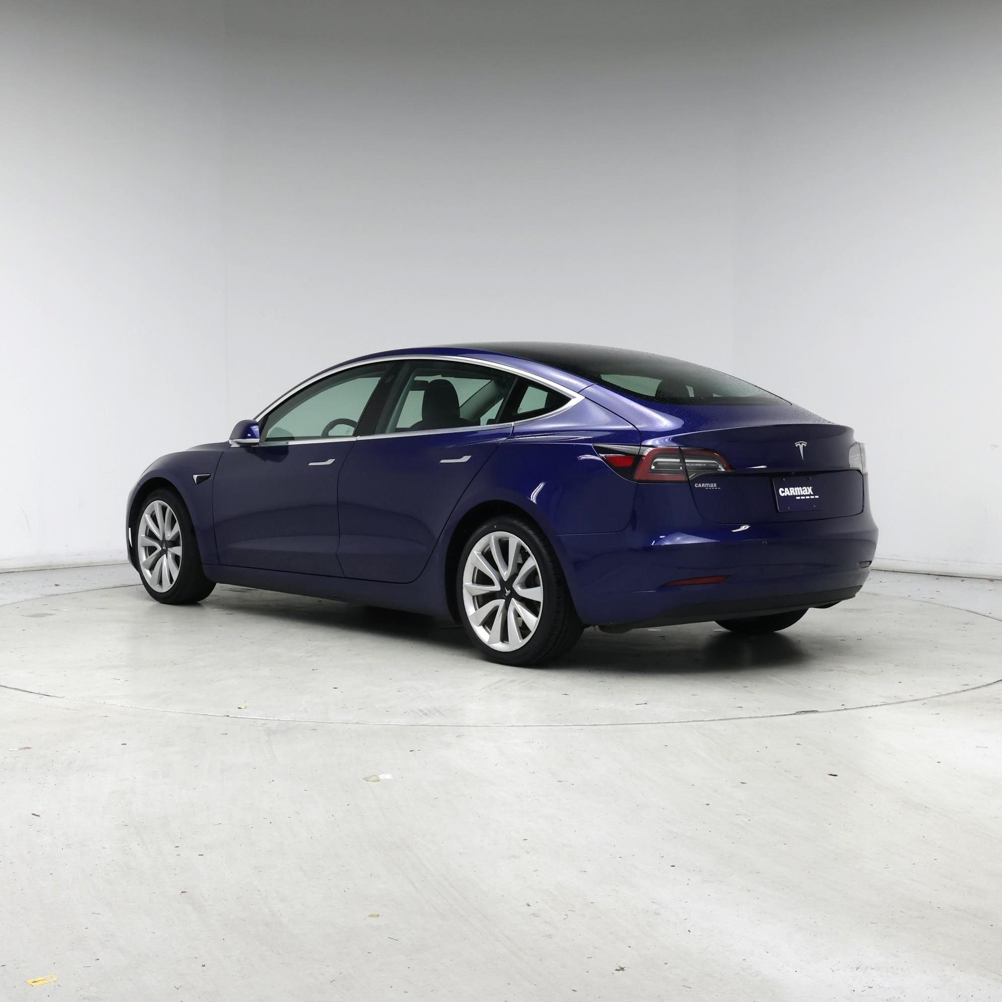 Thumbnail: 2019 Tesla Model 3 - 2