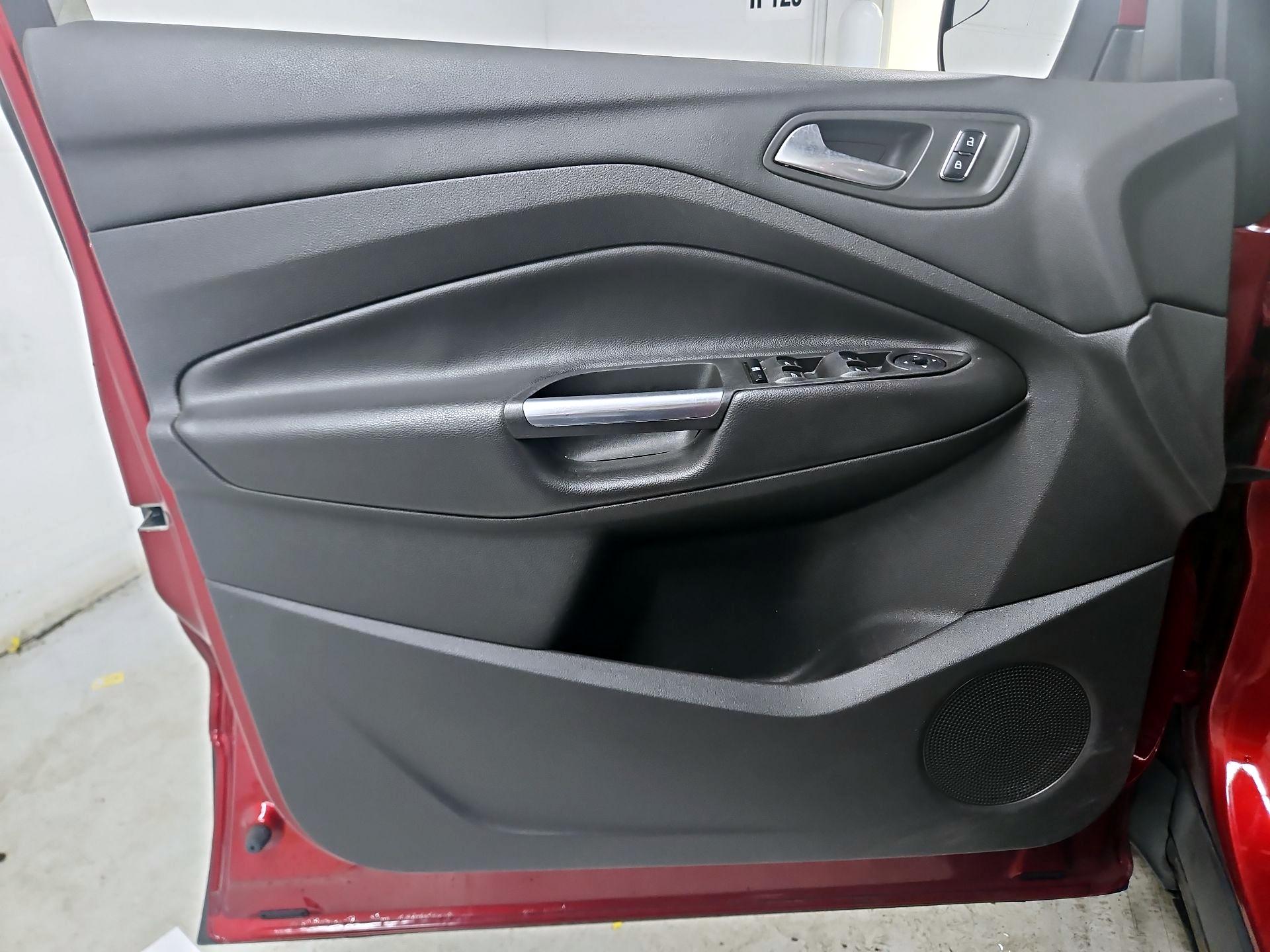 Thumbnail: 2014 Ford Escape - 12