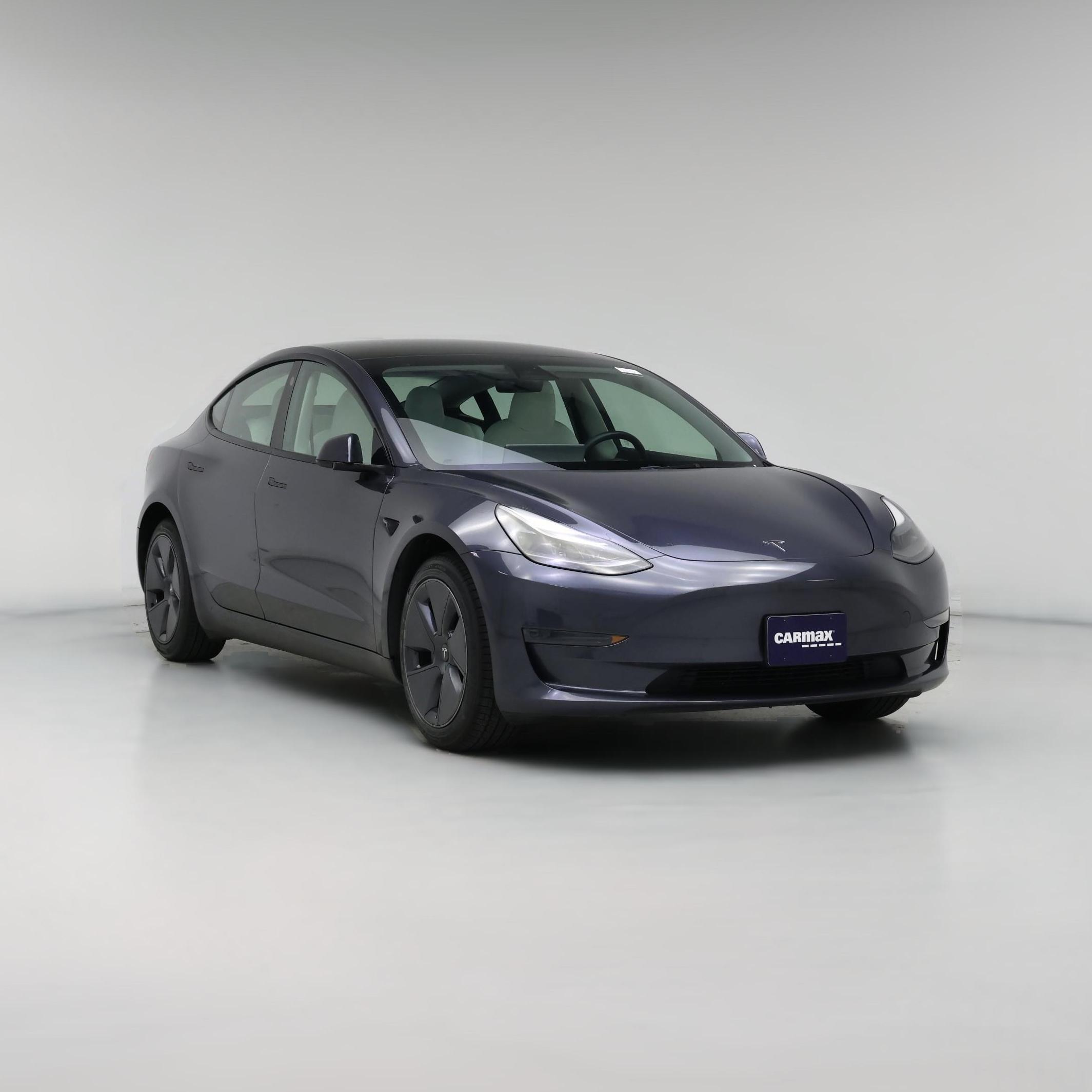 Thumbnail: 2023 Tesla Model 3 - 1