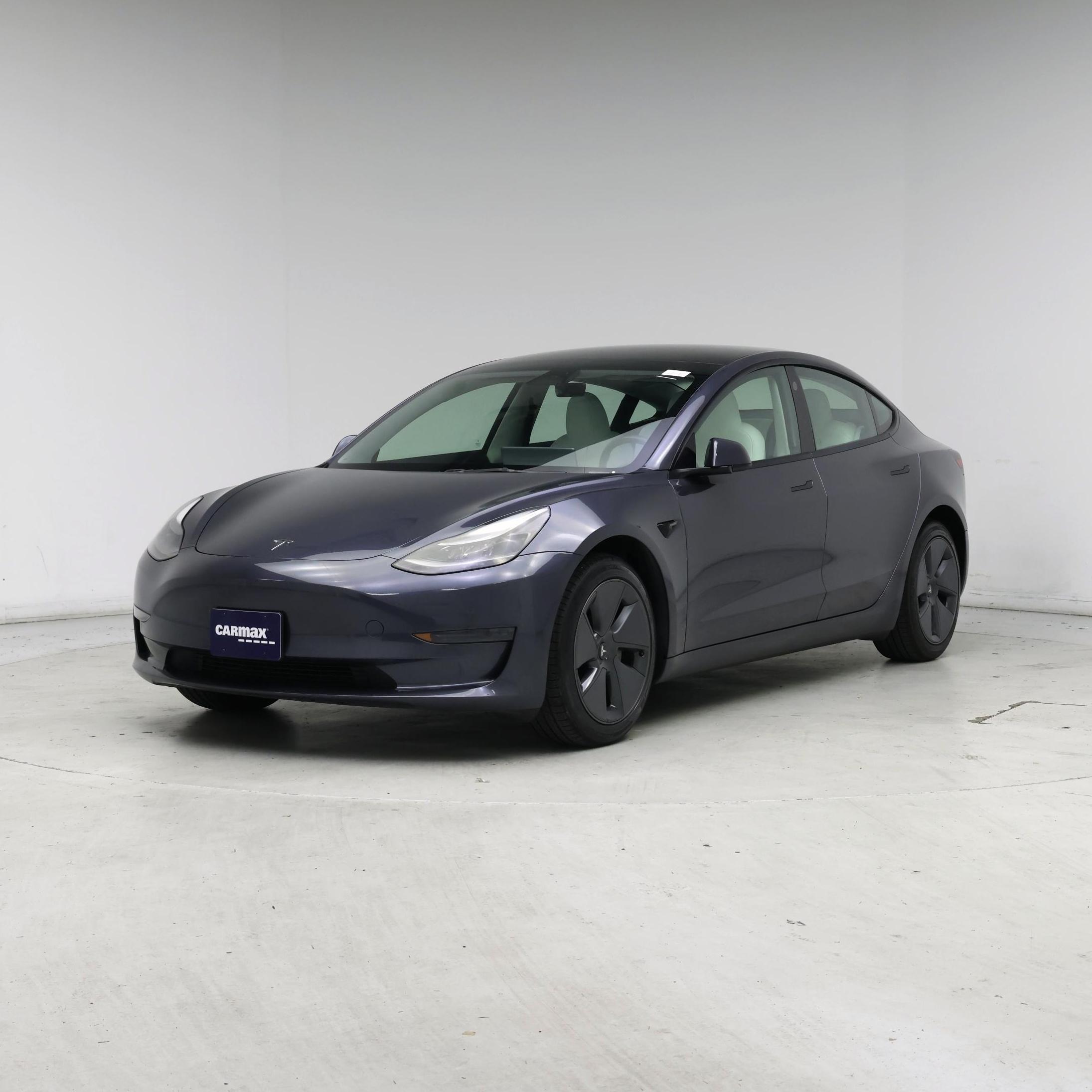 Thumbnail: 2023 Tesla Model 3 - 4