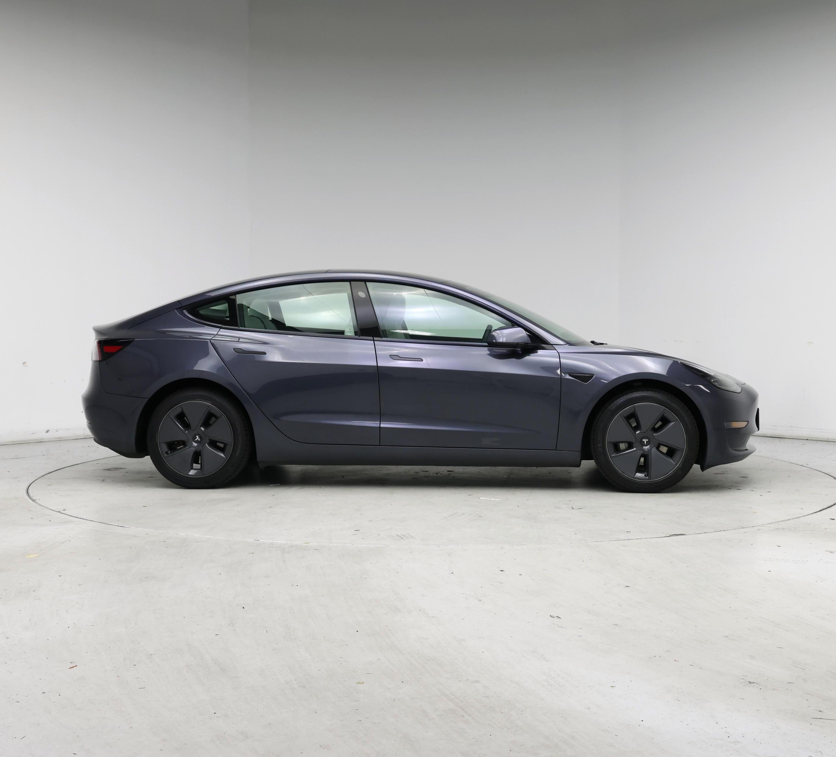 Thumbnail: 2023 Tesla Model 3 - 7