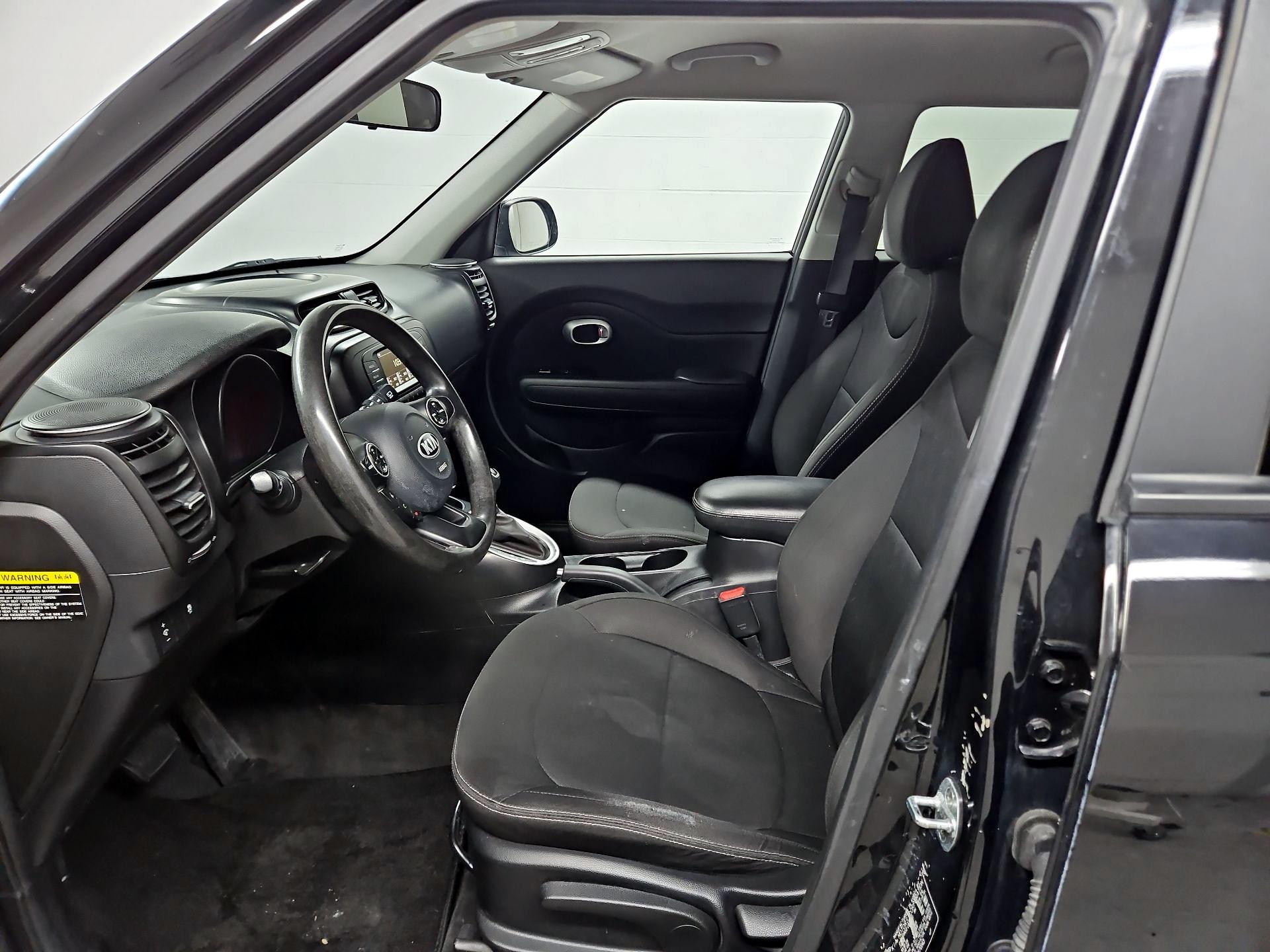 Thumbnail: 2017 Kia Soul - 11