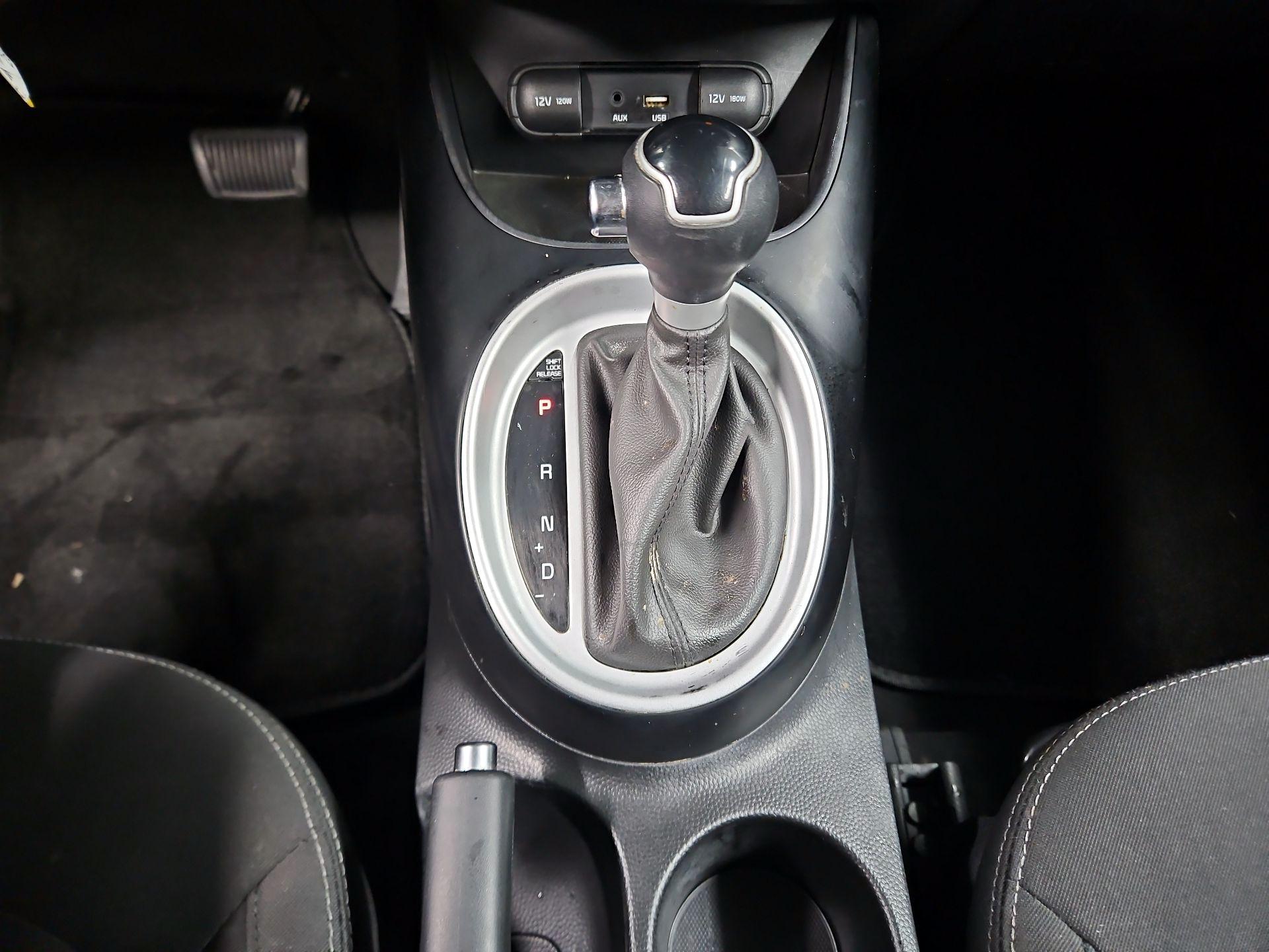 Thumbnail: 2017 Kia Soul - 16