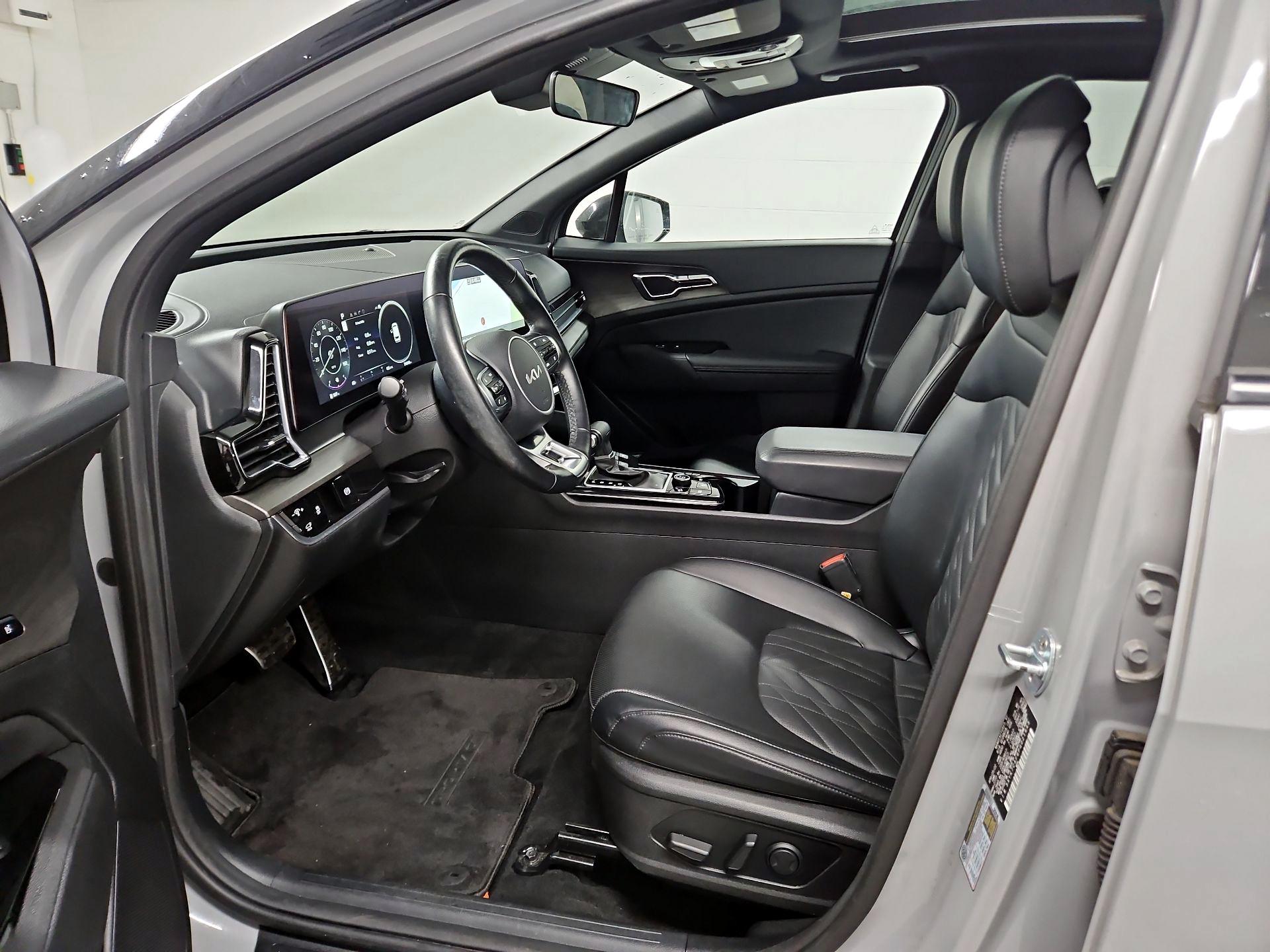 Thumbnail: 2023 Kia Sportage - 11