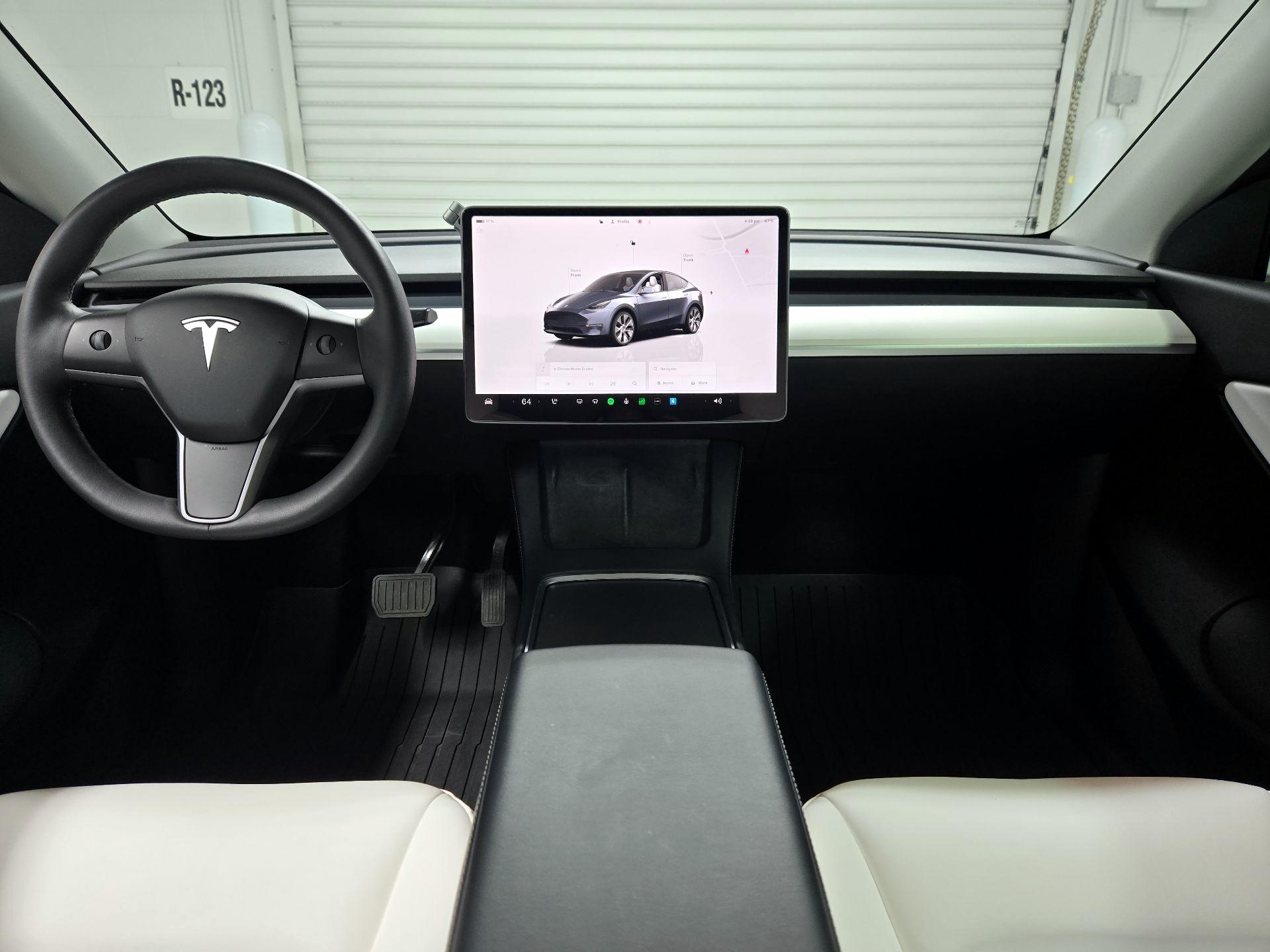 Thumbnail: 2022 Tesla Model Y - 9