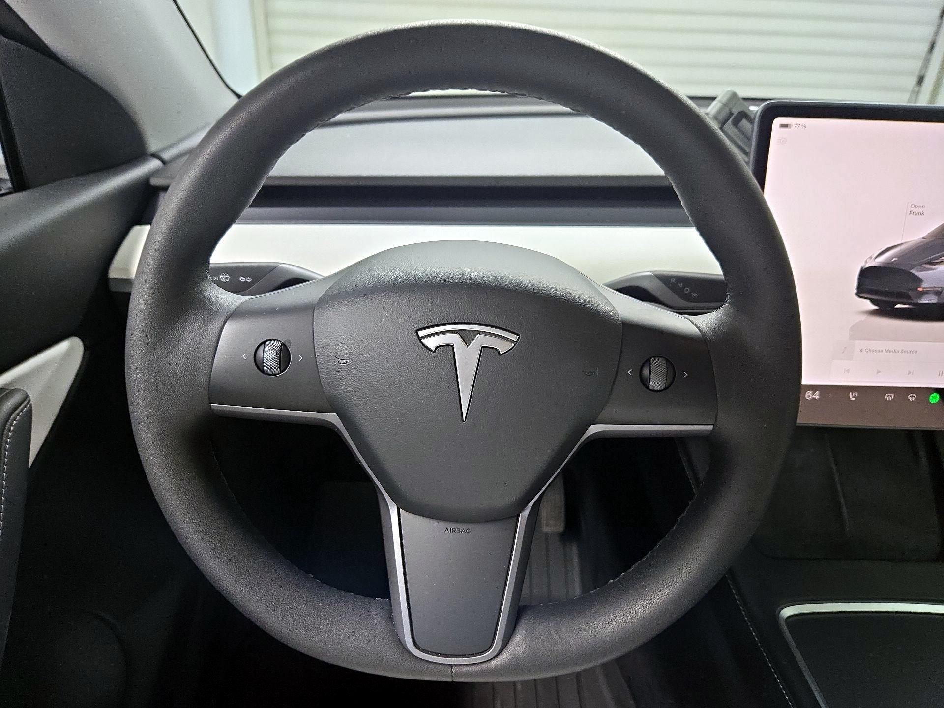 Thumbnail: 2022 Tesla Model Y - 10