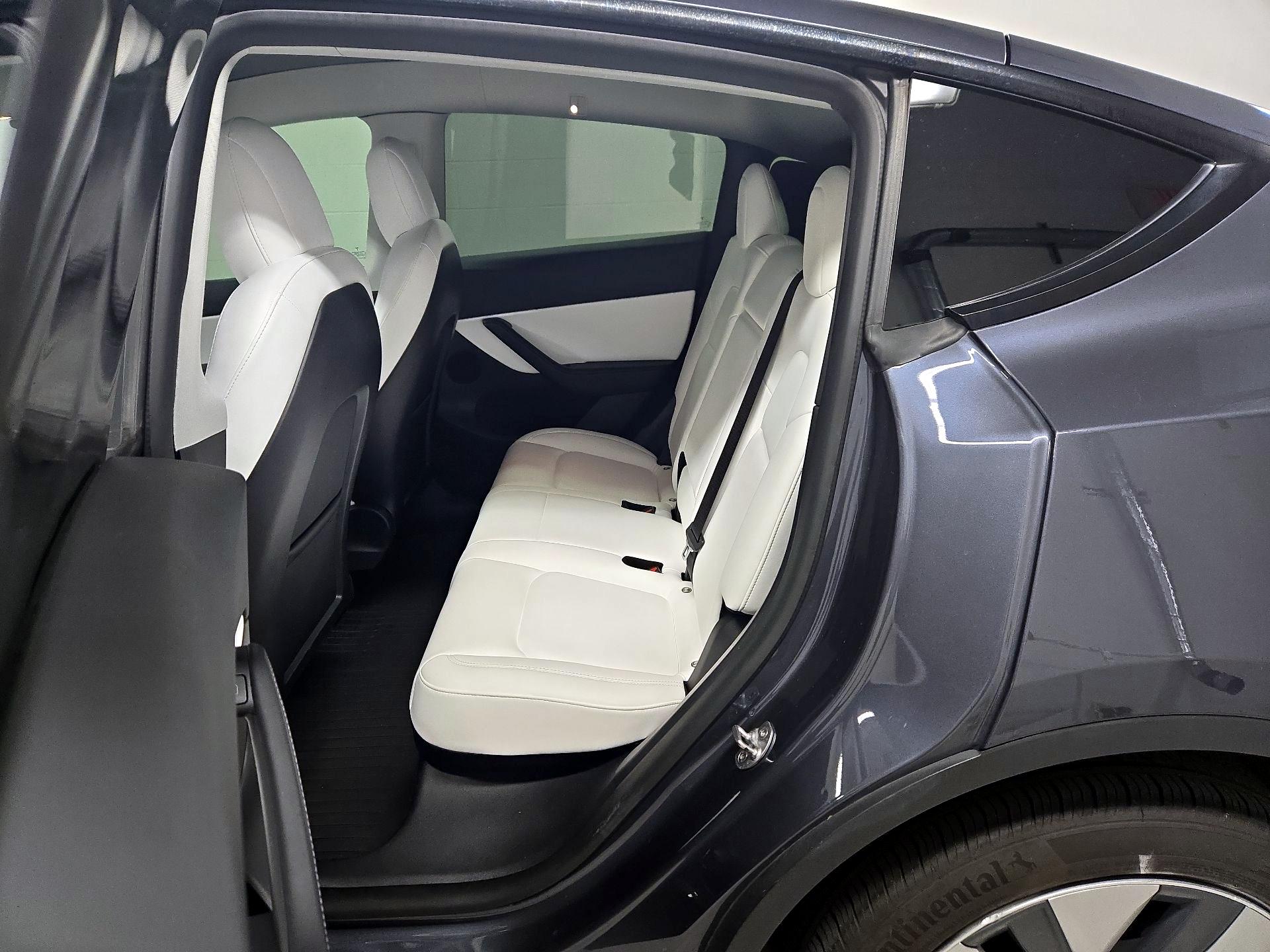 Thumbnail: 2022 Tesla Model Y - 20