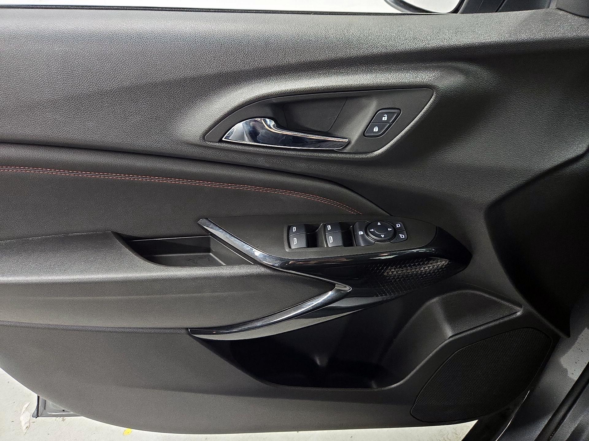 Thumbnail: 2025 Chevrolet Trax - 12