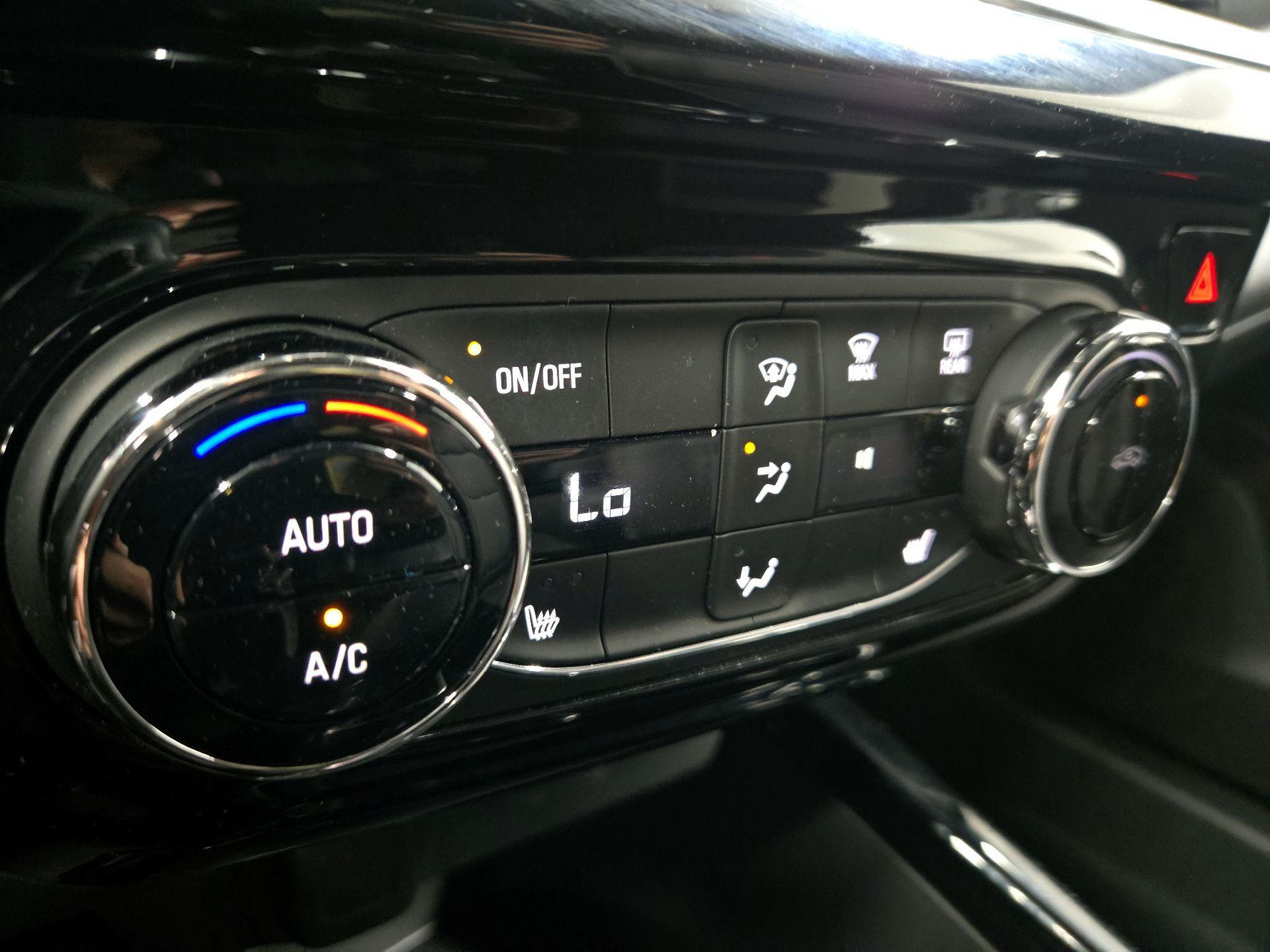 Thumbnail: 2025 Chevrolet Trax - 16