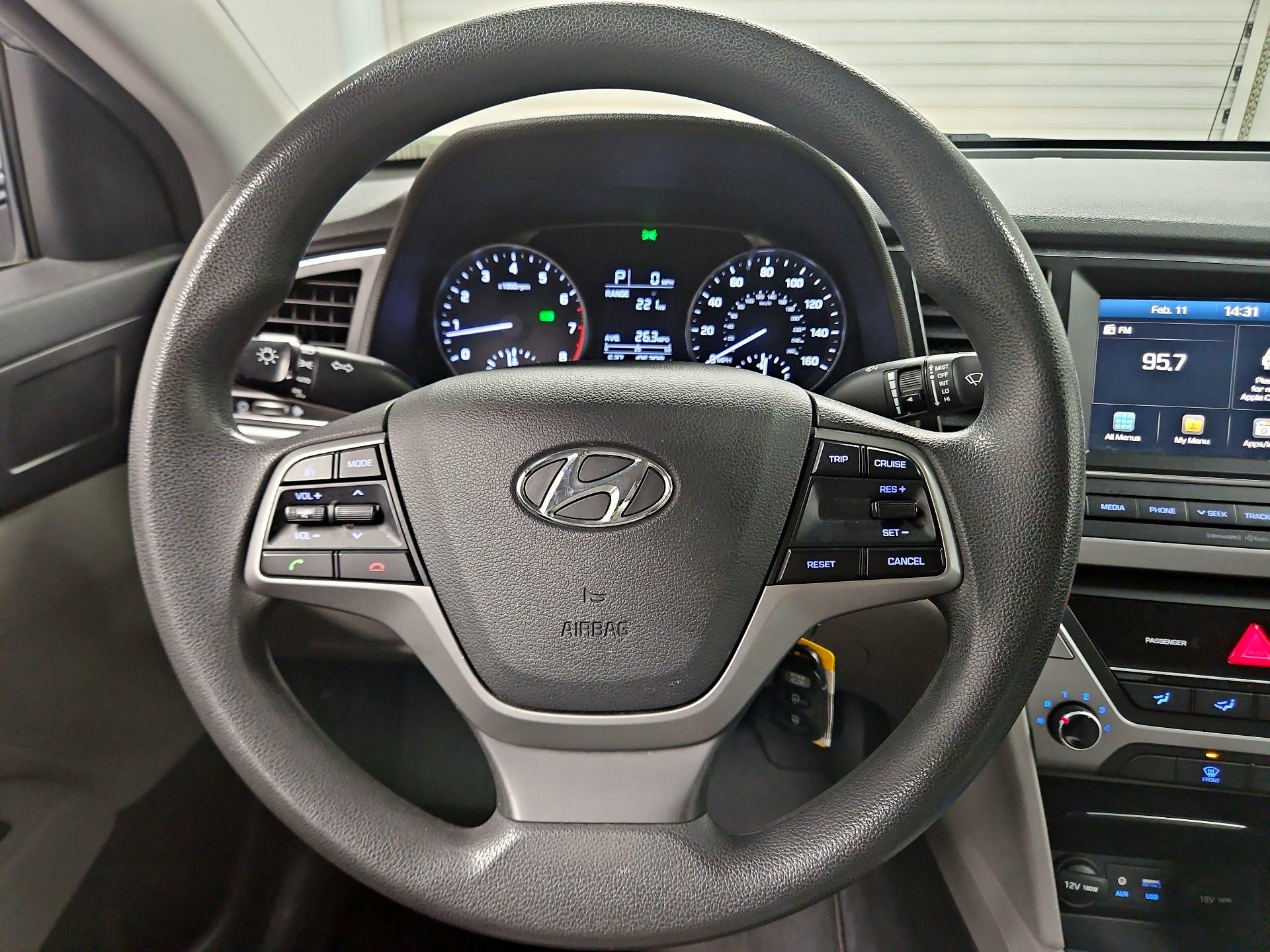 Thumbnail: 2017 Hyundai Elantra - 10