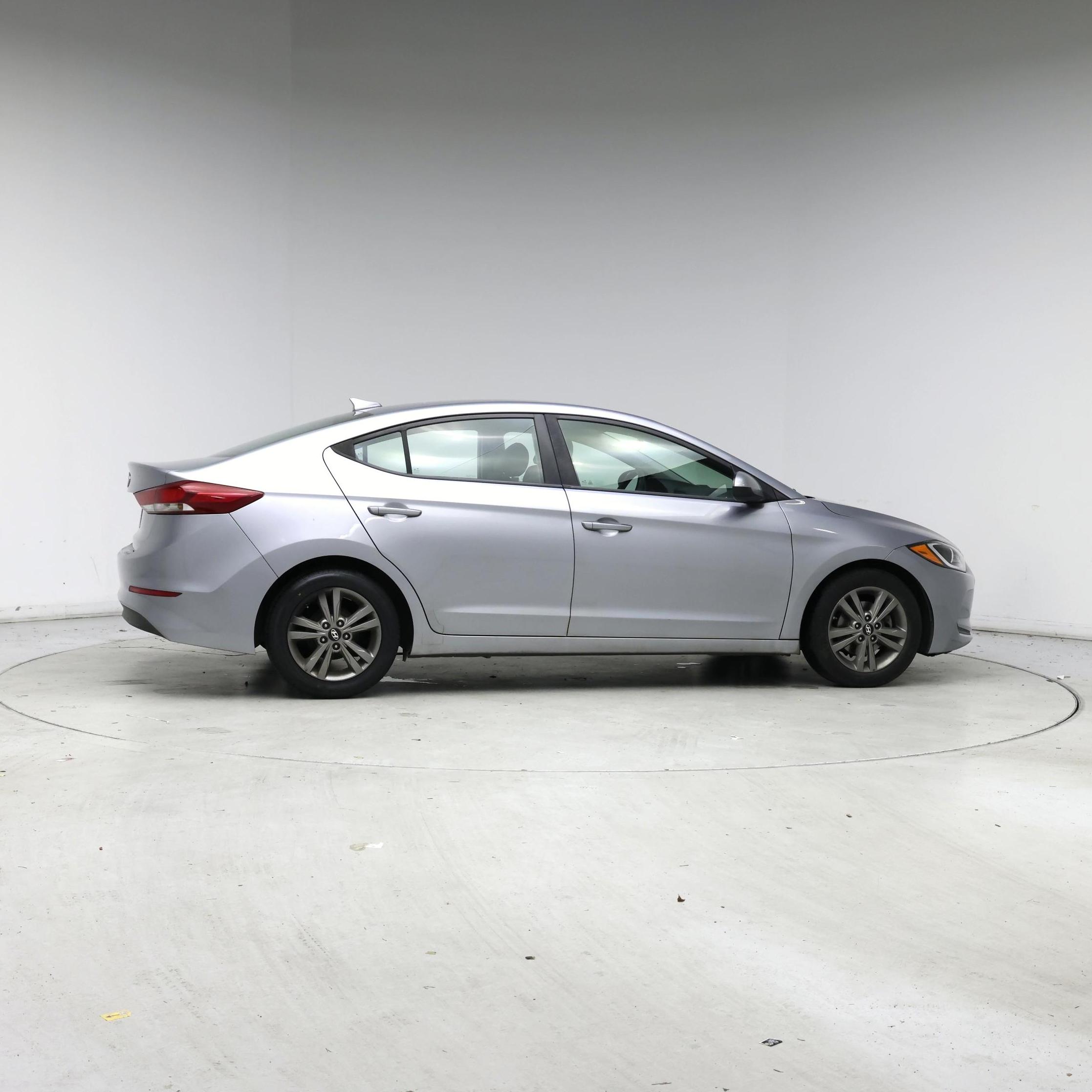 Thumbnail: 2017 Hyundai Elantra - 7