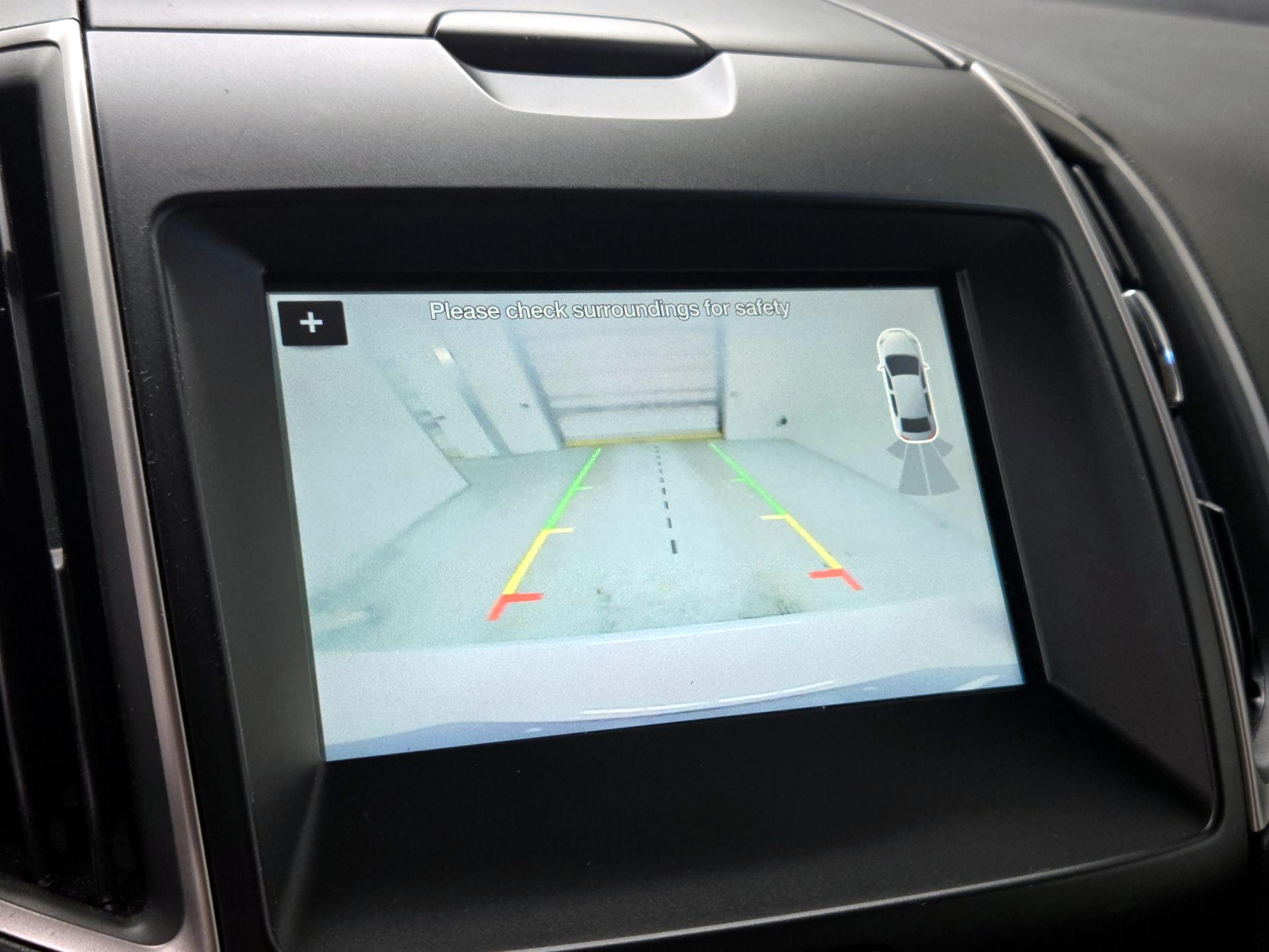 Thumbnail: 2018 Ford Edge - 14