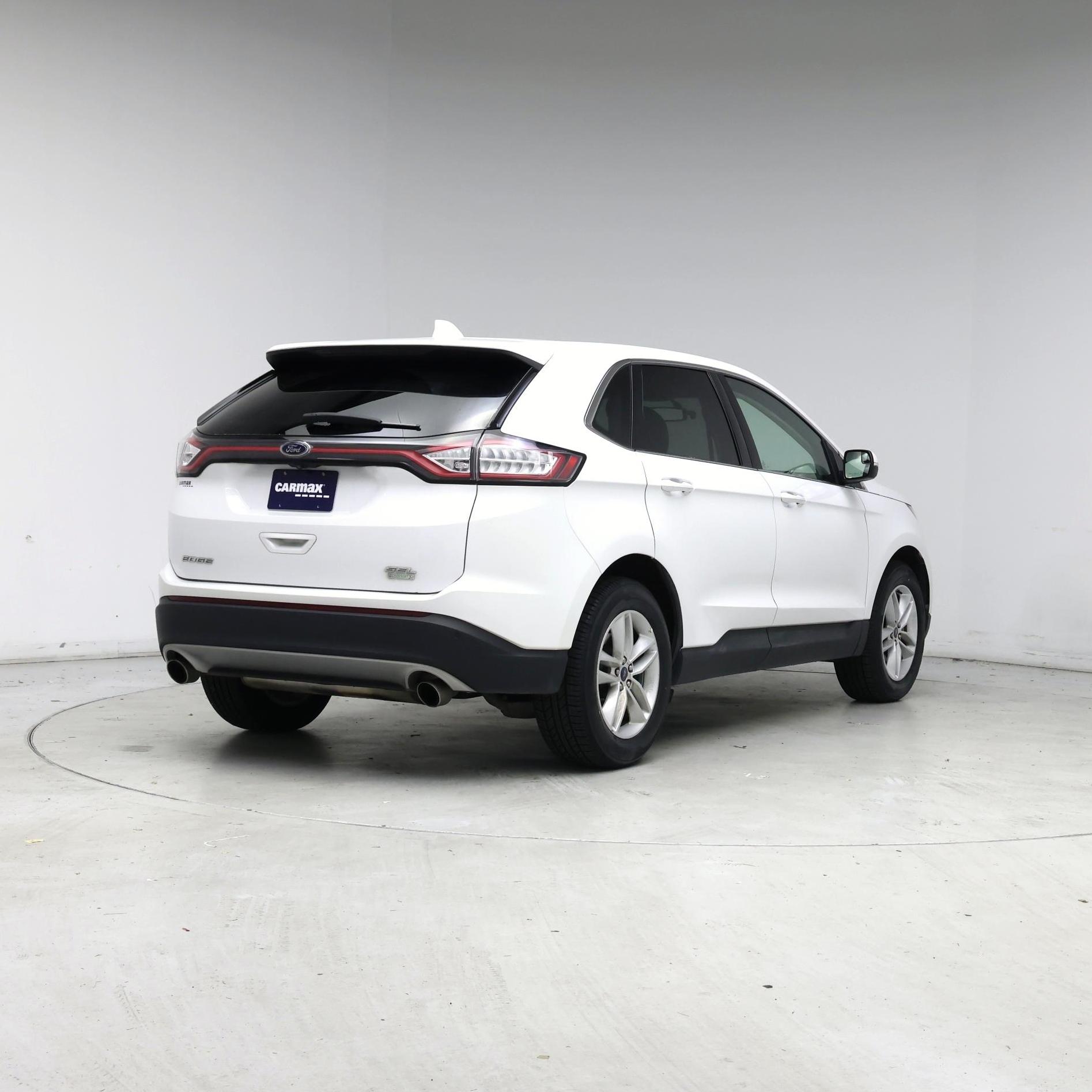 Thumbnail: 2018 Ford Edge - 8