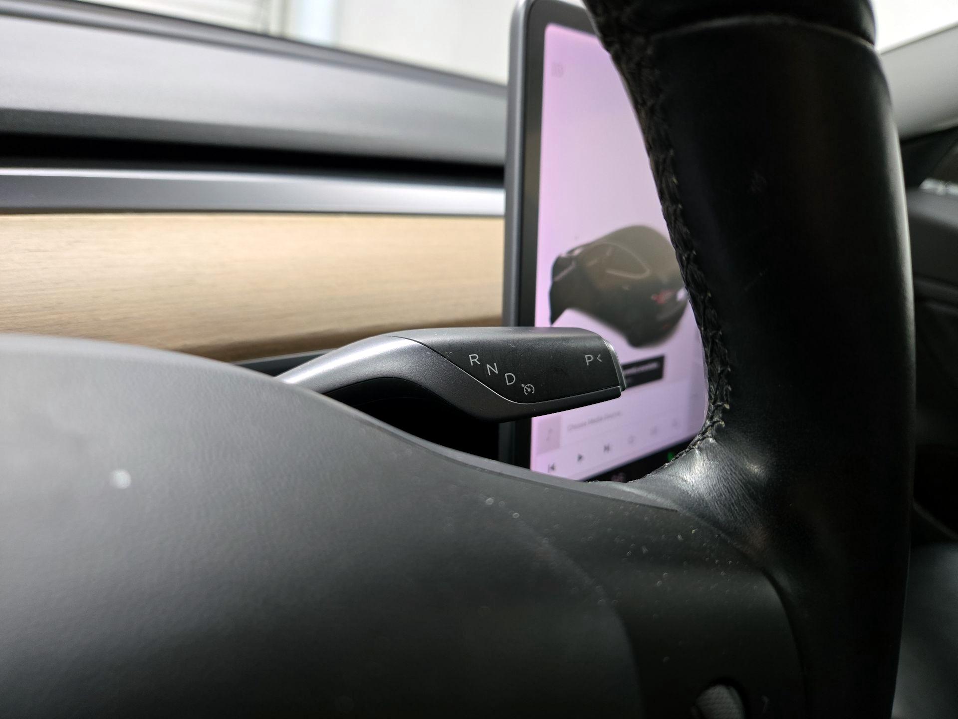 Thumbnail: 2019 Tesla Model 3 - 17