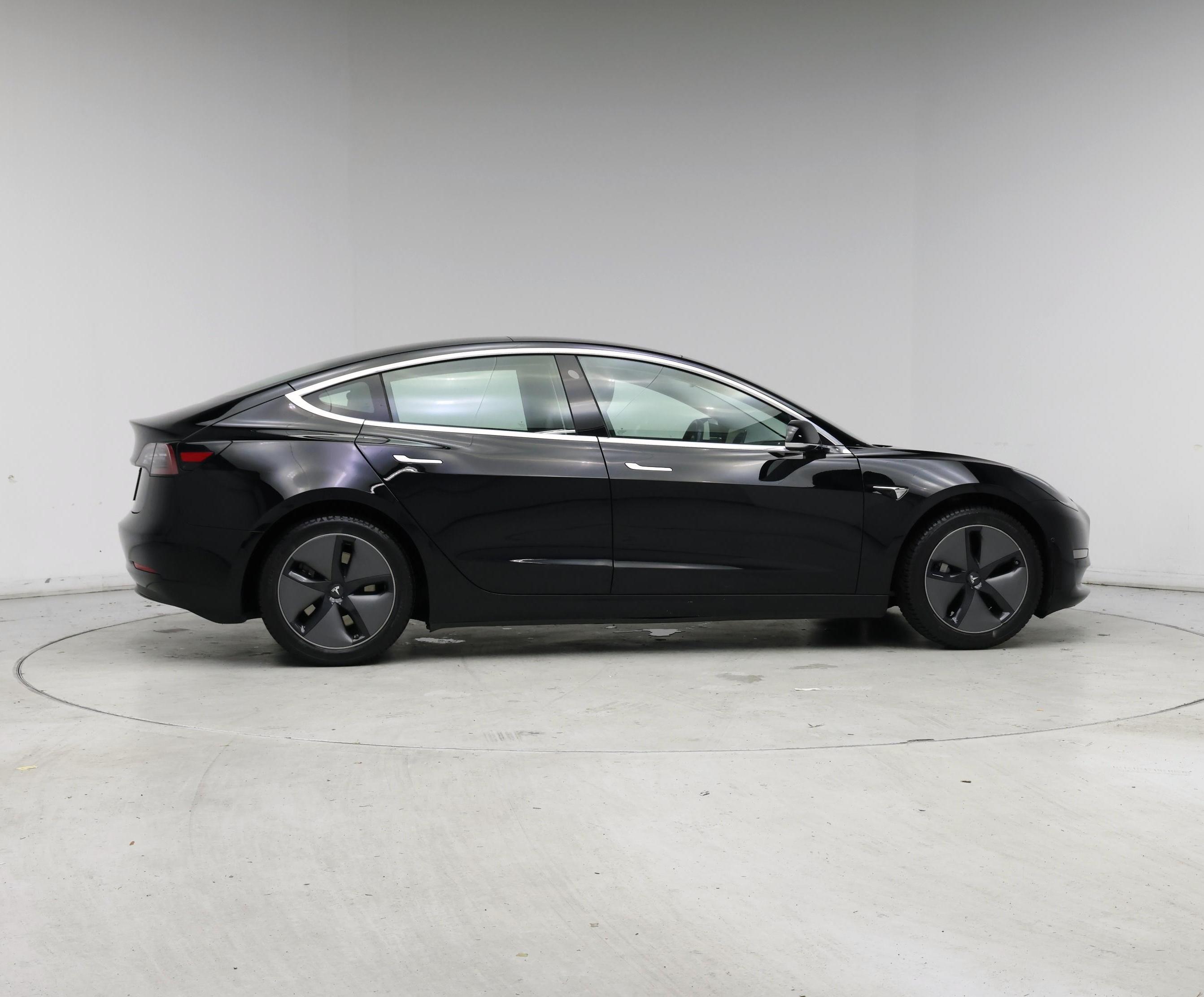 Thumbnail: 2019 Tesla Model 3 - 7