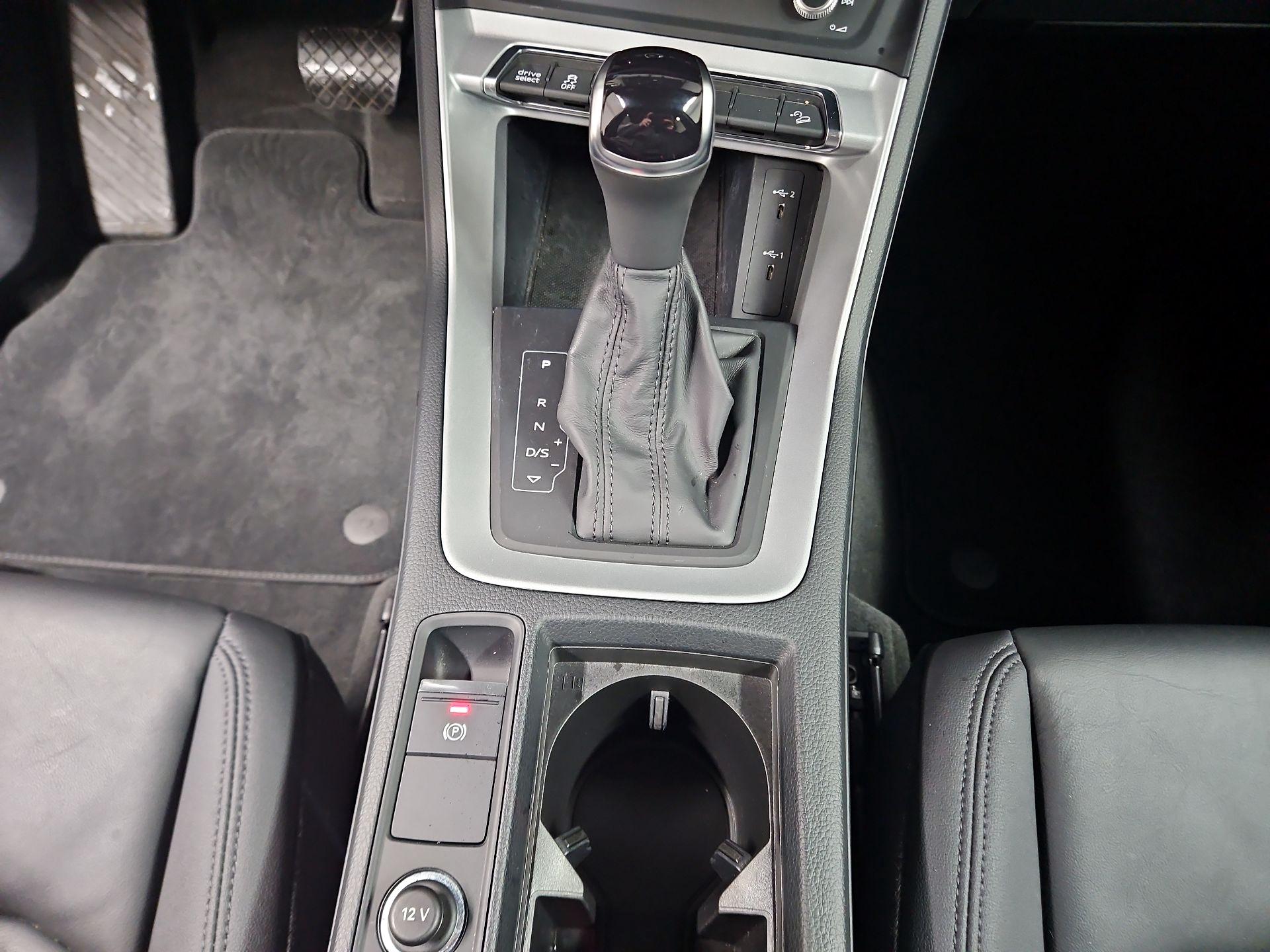 Thumbnail: 2022 Audi Q3 - 17