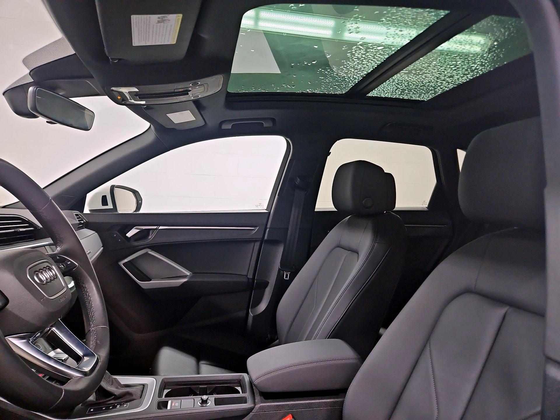 Thumbnail: 2022 Audi Q3 - 19