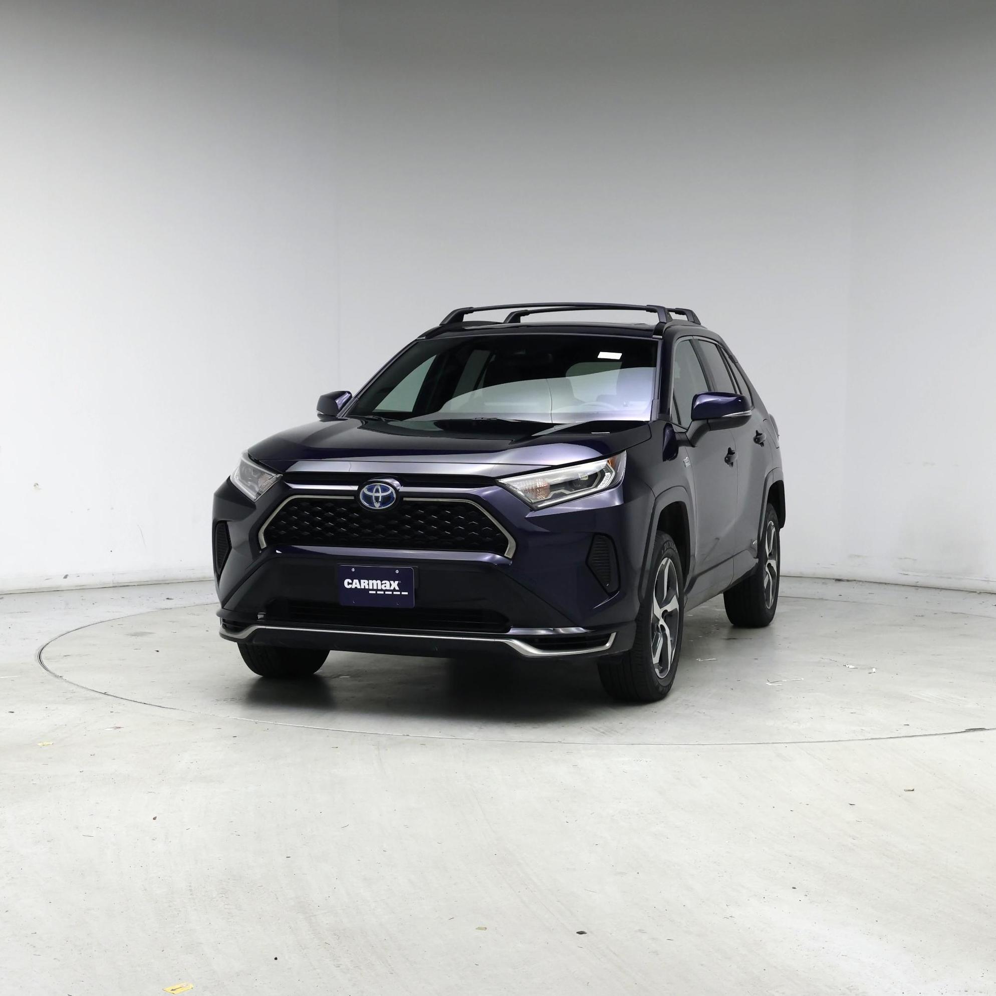 Thumbnail: 2021 Toyota RAV4 - 4