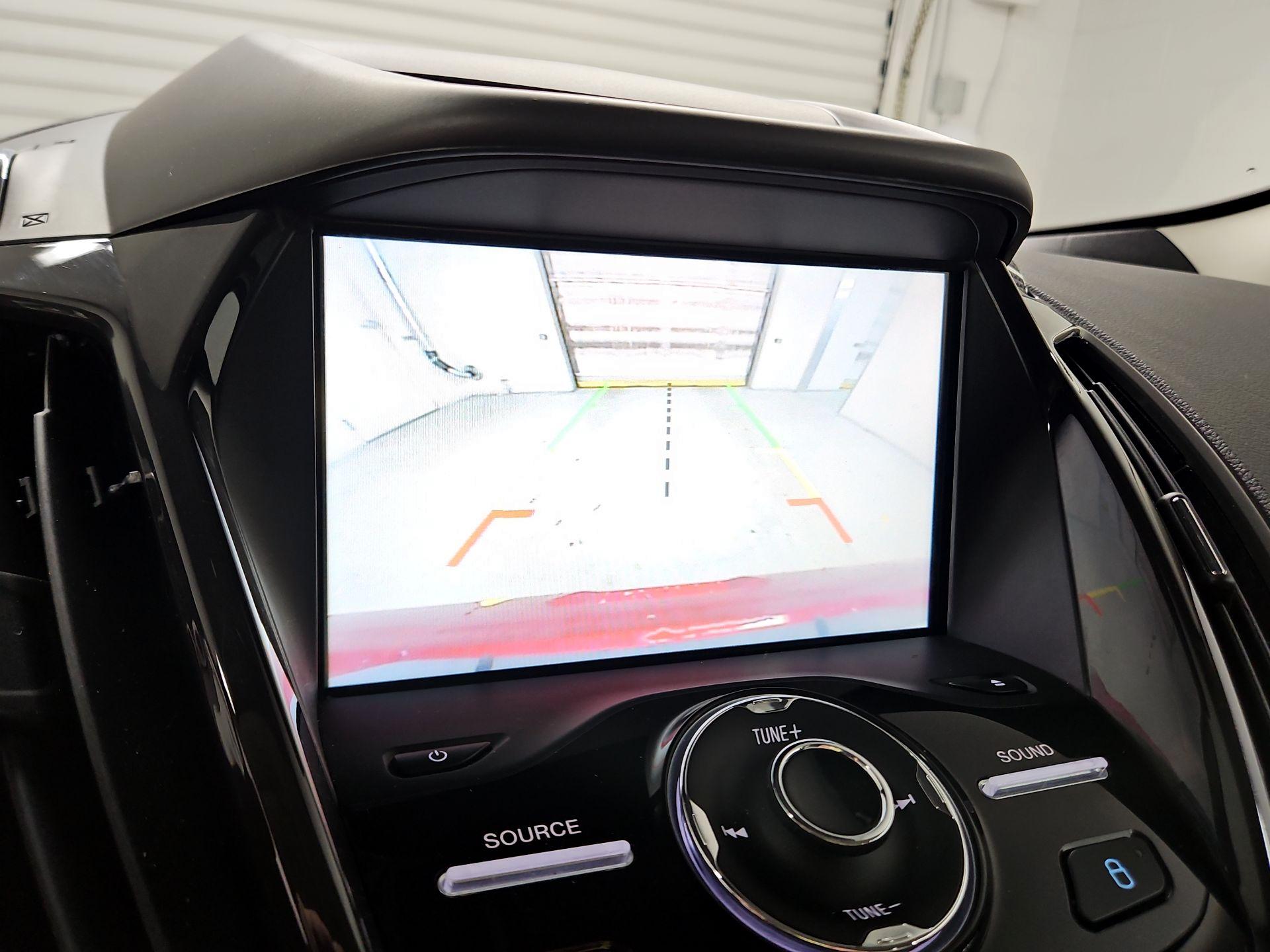 Thumbnail: 2014 Ford Escape - 15