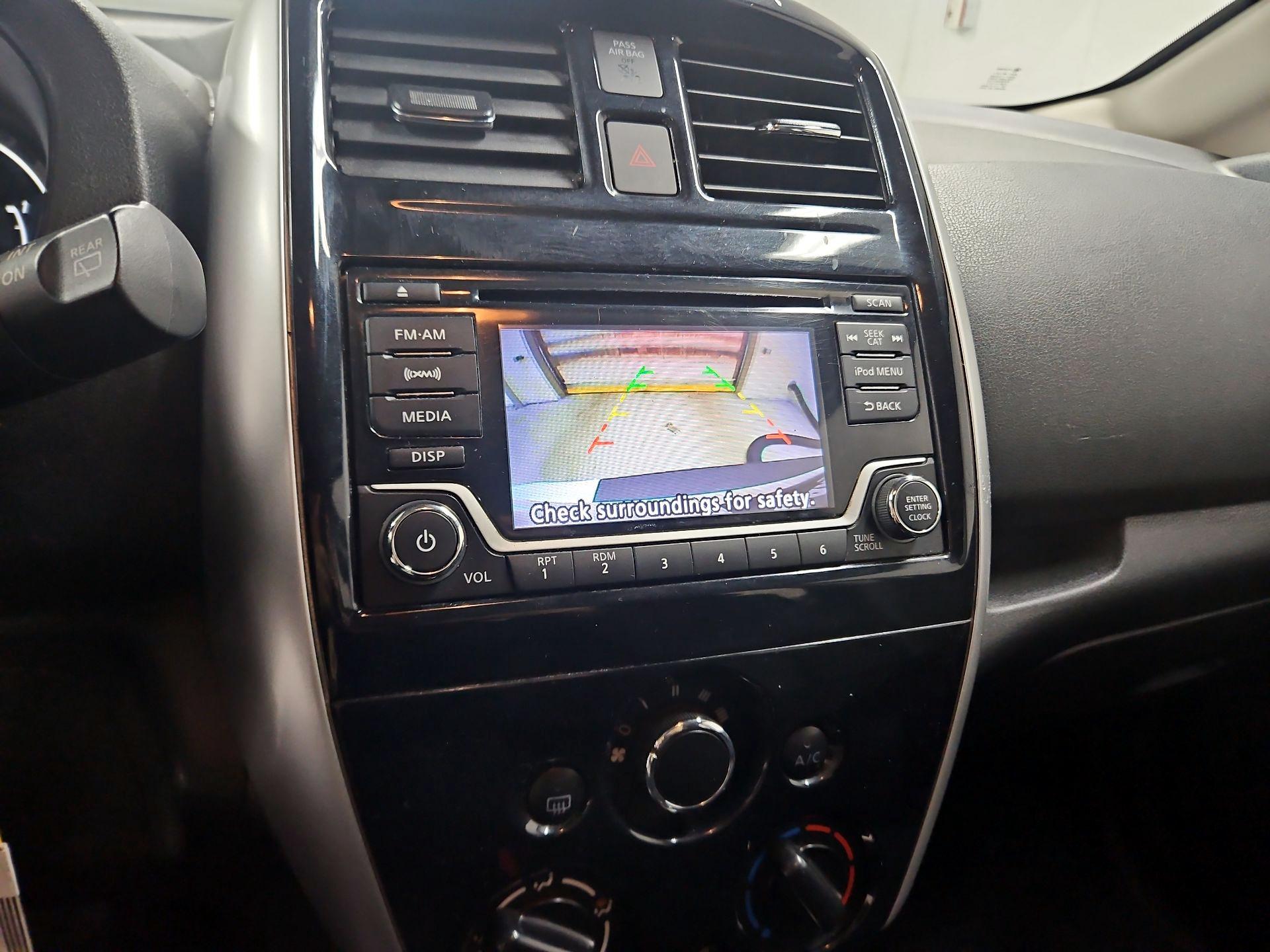 Thumbnail: 2017 Nissan Versa Note - 14