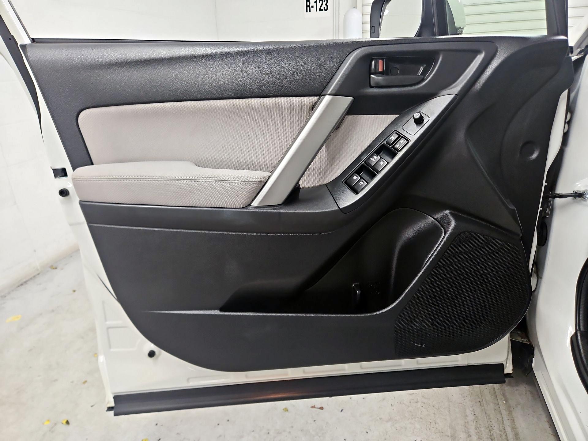 Thumbnail: 2014 Subaru Forester - 12