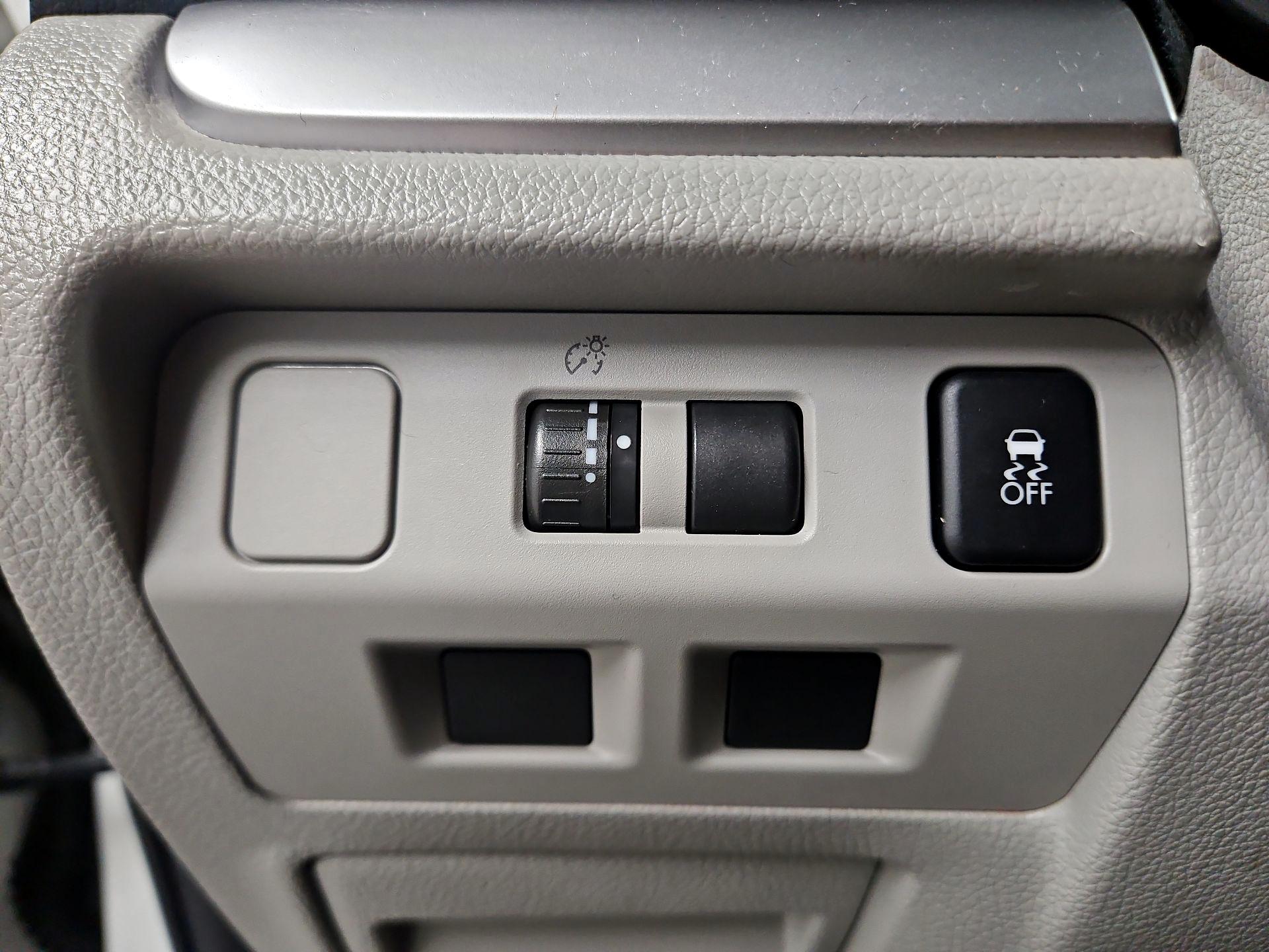 Thumbnail: 2014 Subaru Forester - 13