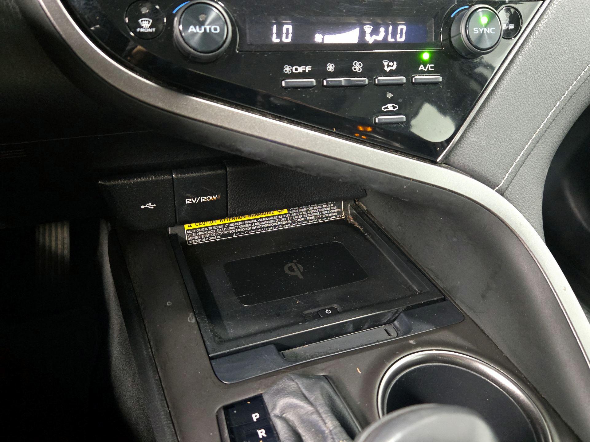 Thumbnail: 2021 Toyota Camry - 19