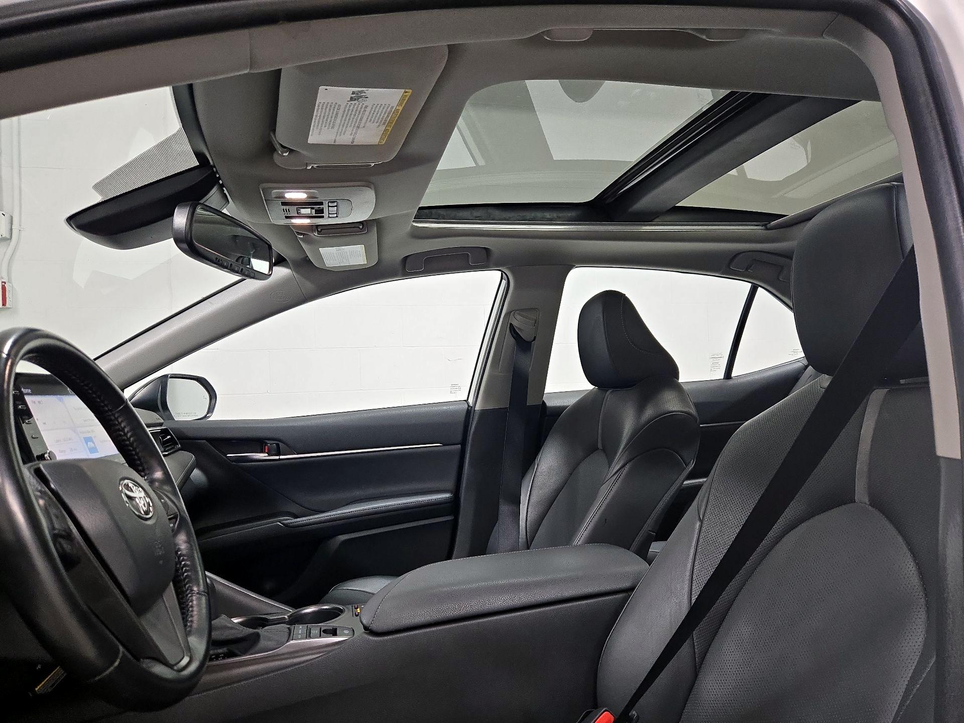 Thumbnail: 2021 Toyota Camry - 20