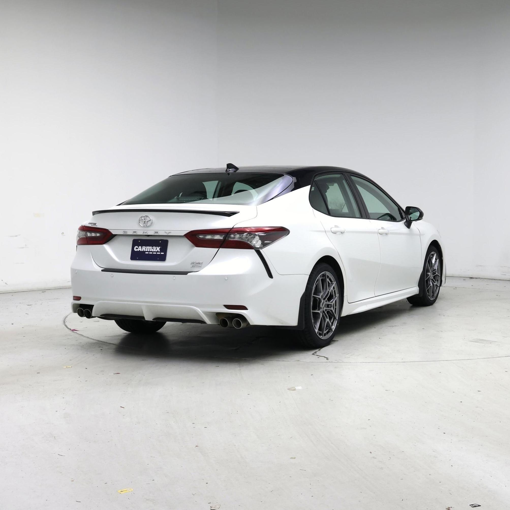 Thumbnail: 2021 Toyota Camry - 8