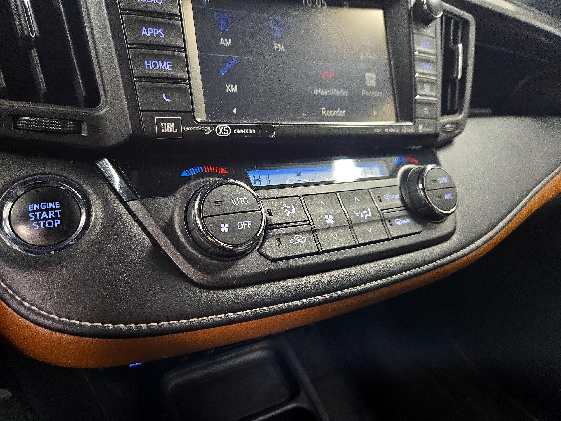 Thumbnail: 2016 Toyota RAV4 - 17