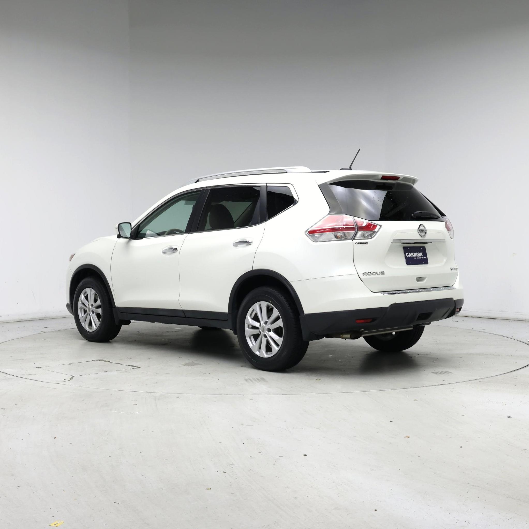 Thumbnail: 2015 Nissan Rogue - 2