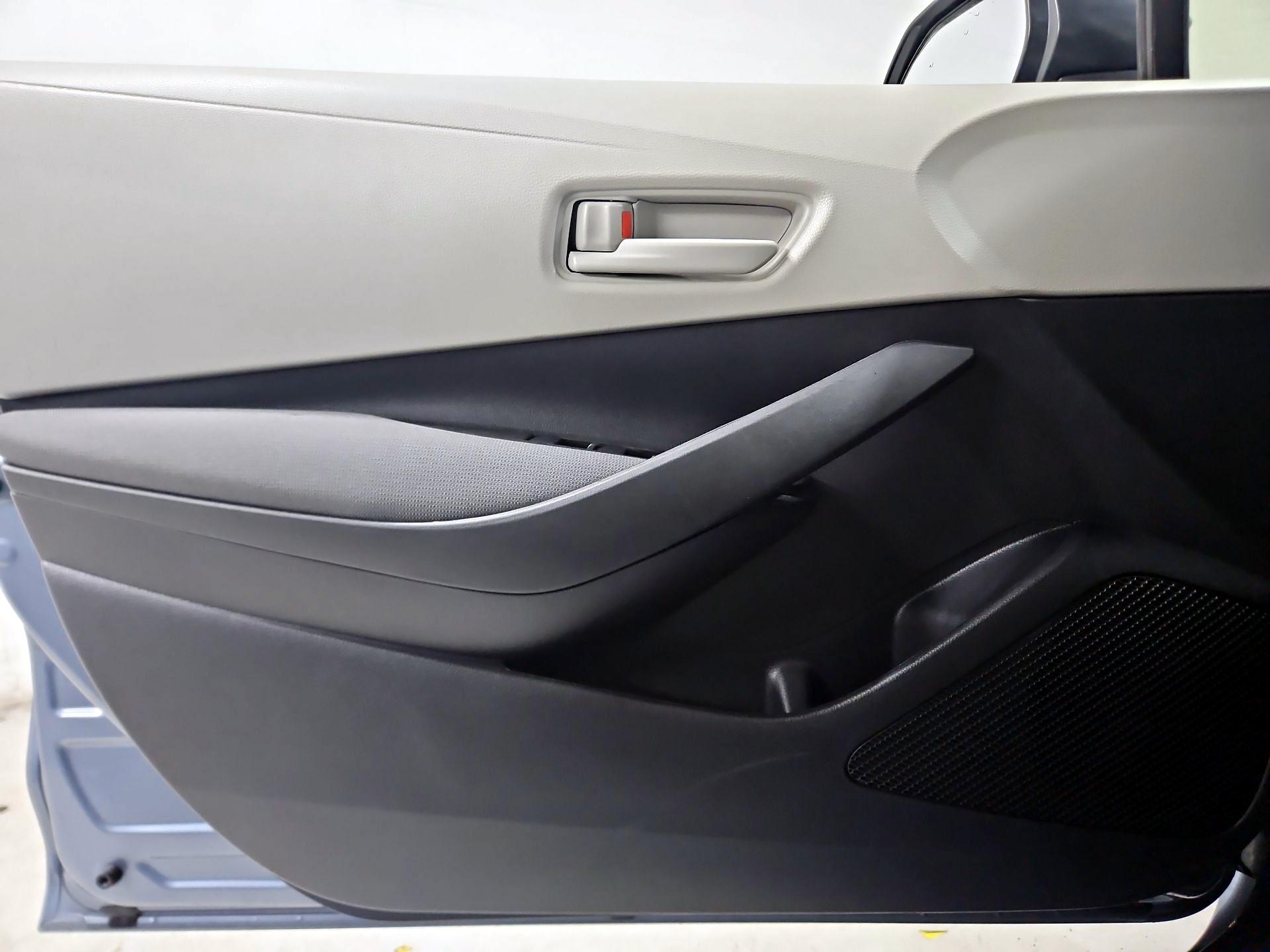 Thumbnail: 2023 Toyota Corolla - 12