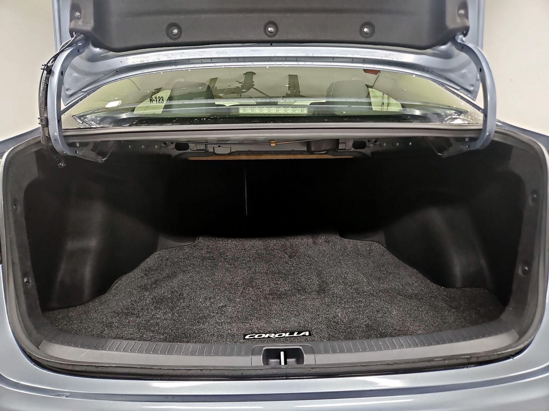 Thumbnail: 2023 Toyota Corolla - 20