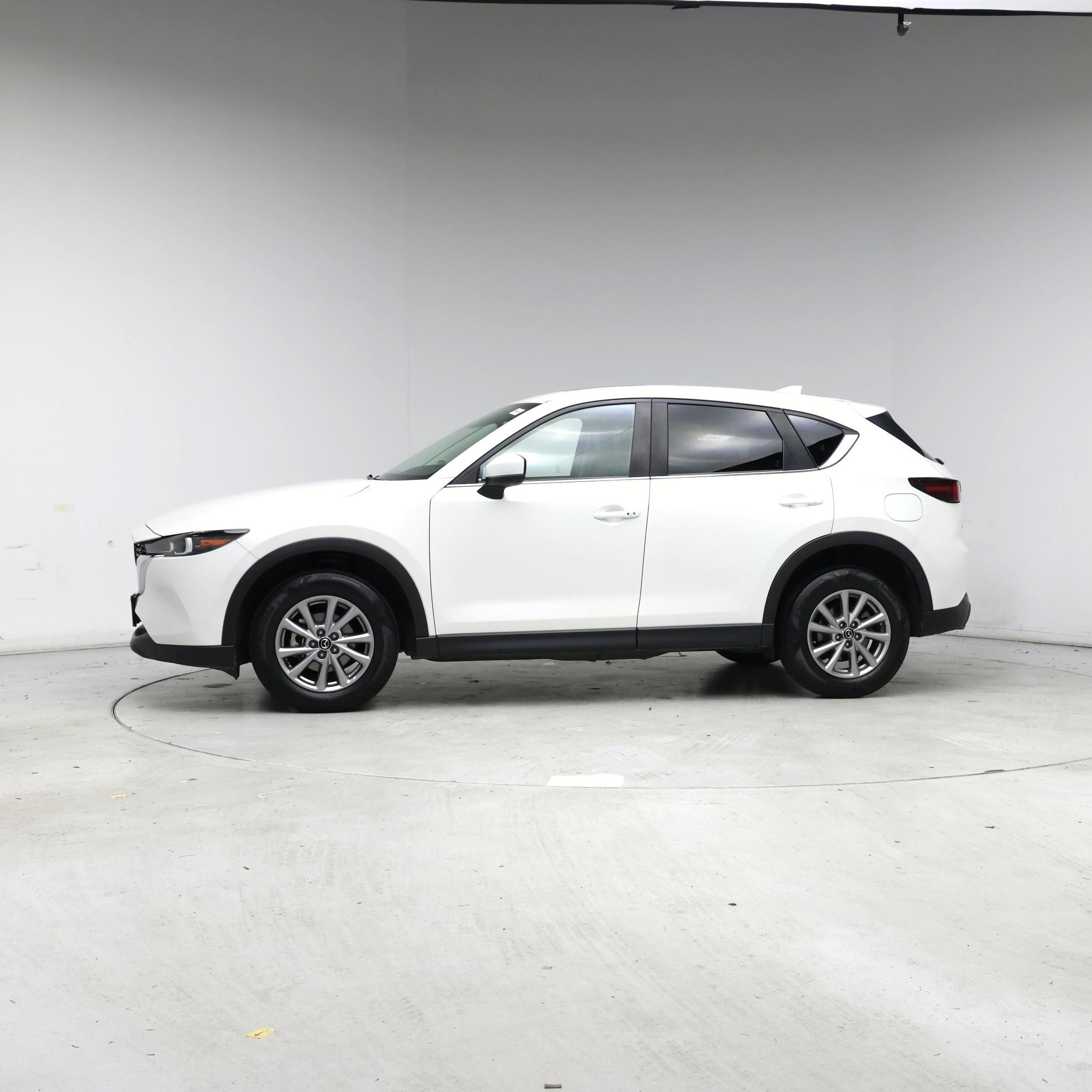 Thumbnail: 2023 Mazda CX-5 - 3