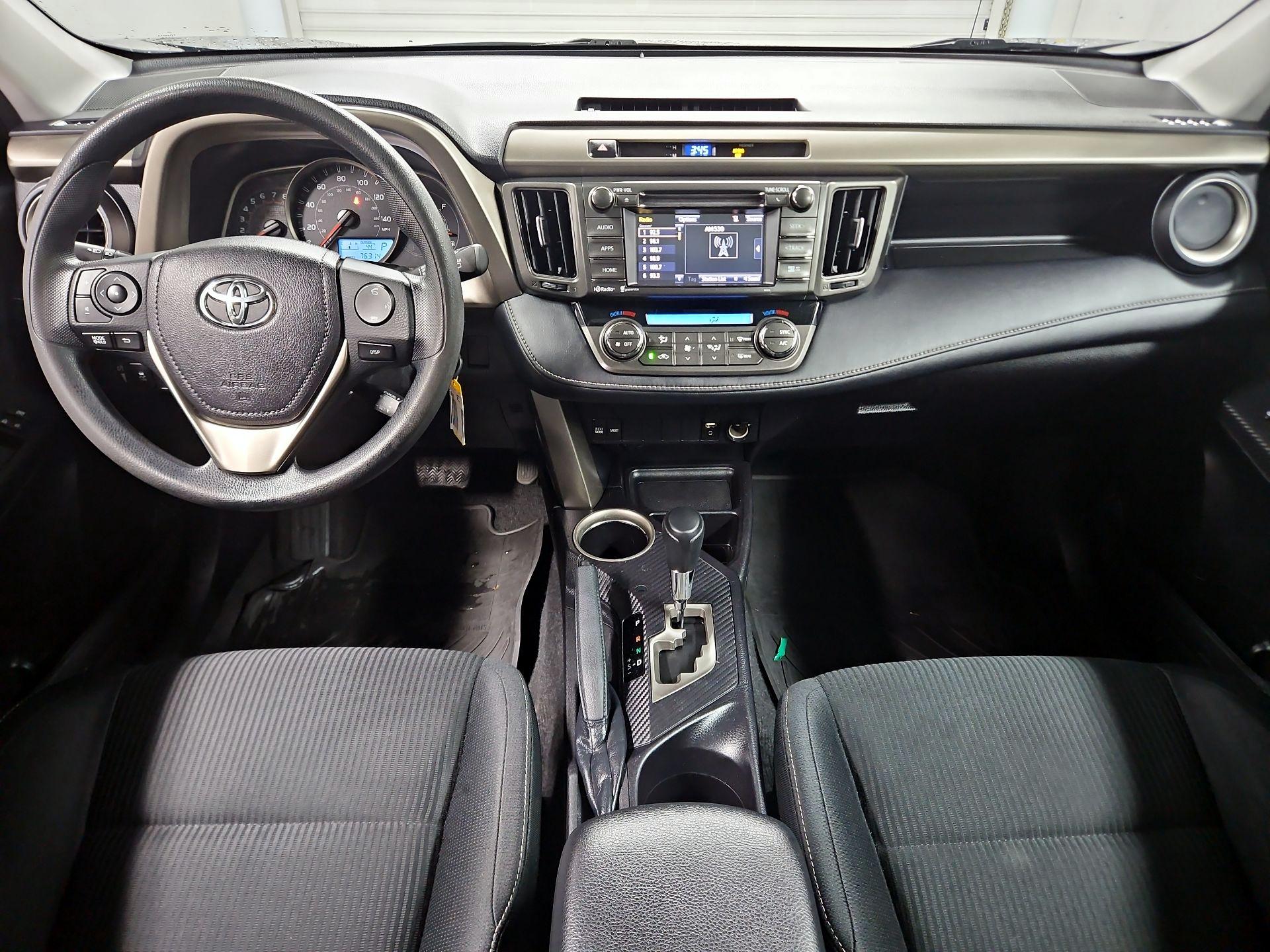 Thumbnail: 2014 Toyota RAV4 - 9