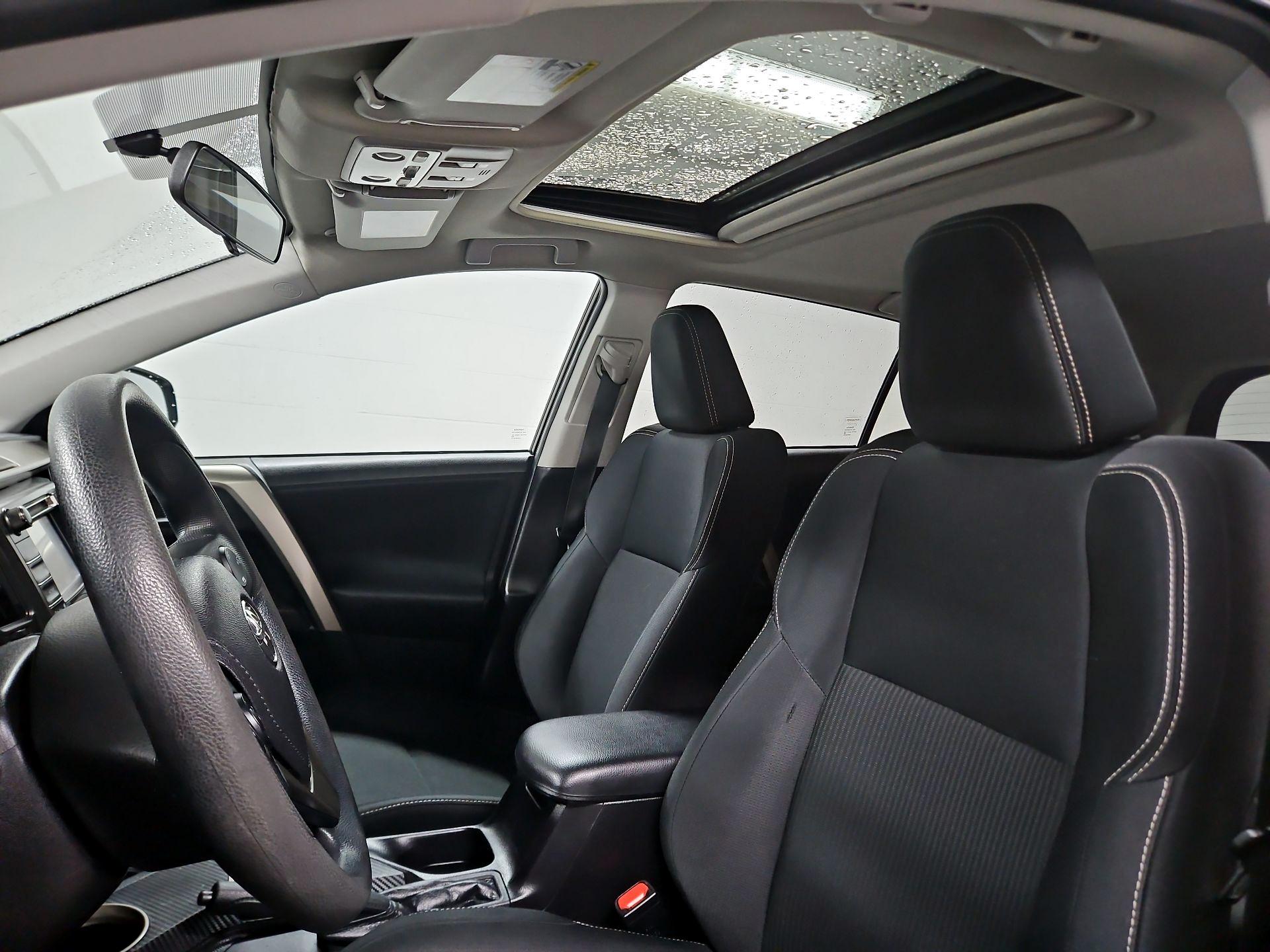 Thumbnail: 2014 Toyota RAV4 - 19