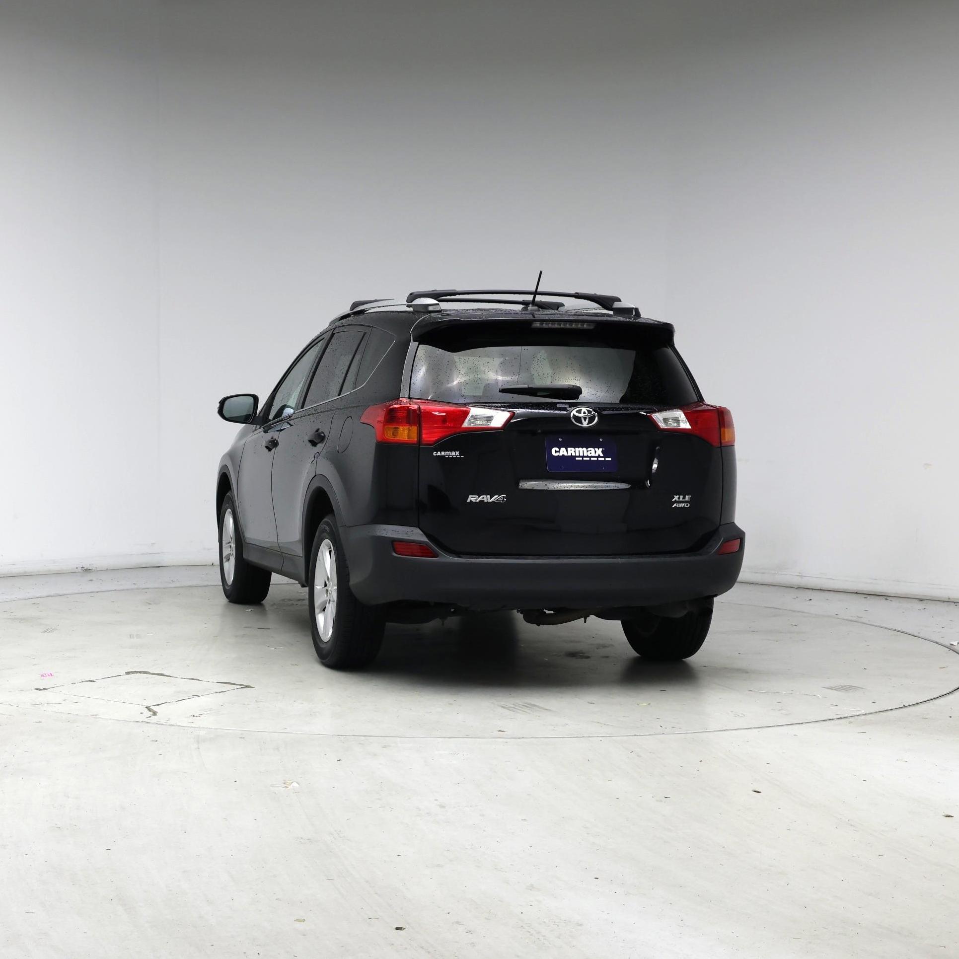 Thumbnail: 2014 Toyota RAV4 - 6