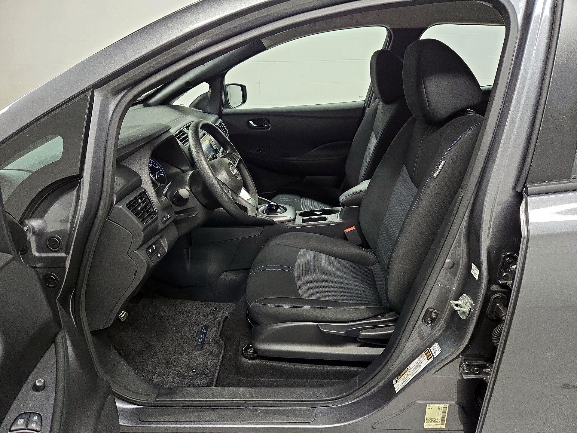 Thumbnail: 2023 Nissan Leaf - 11