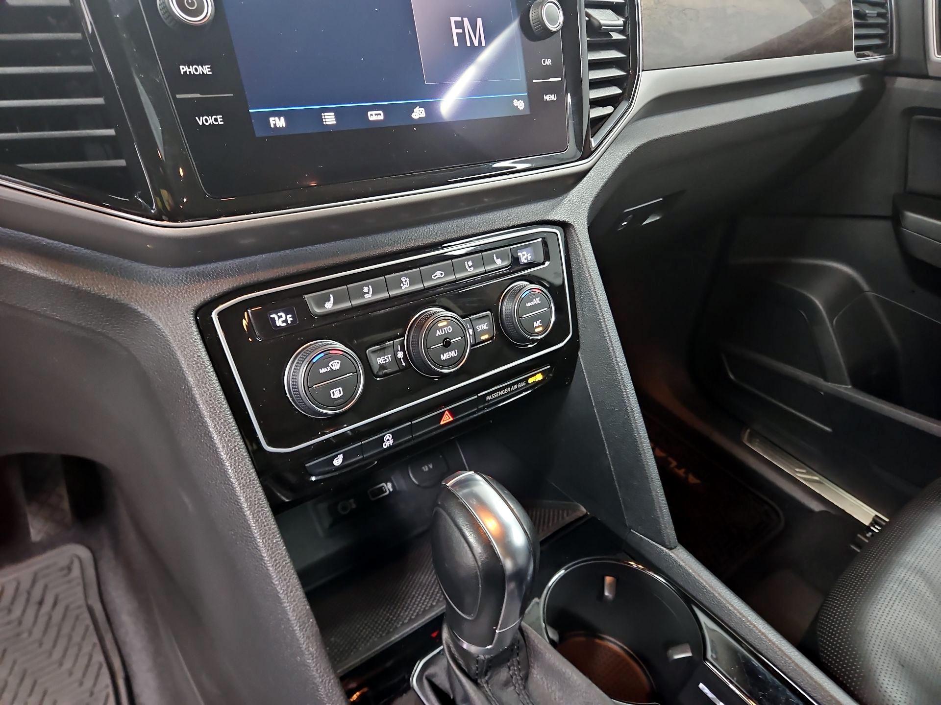 Thumbnail: 2019 Volkswagen Atlas - 17