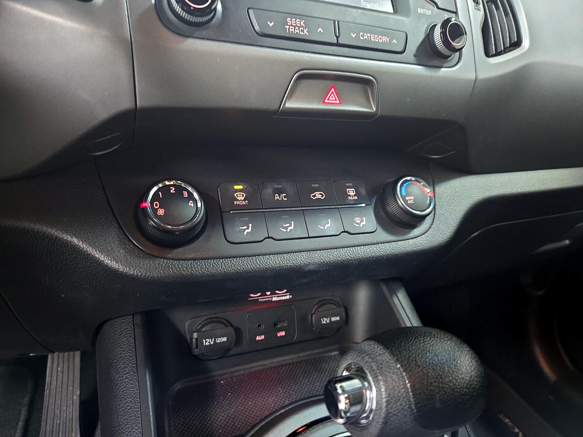 Thumbnail: 2014 Kia Sportage - 16