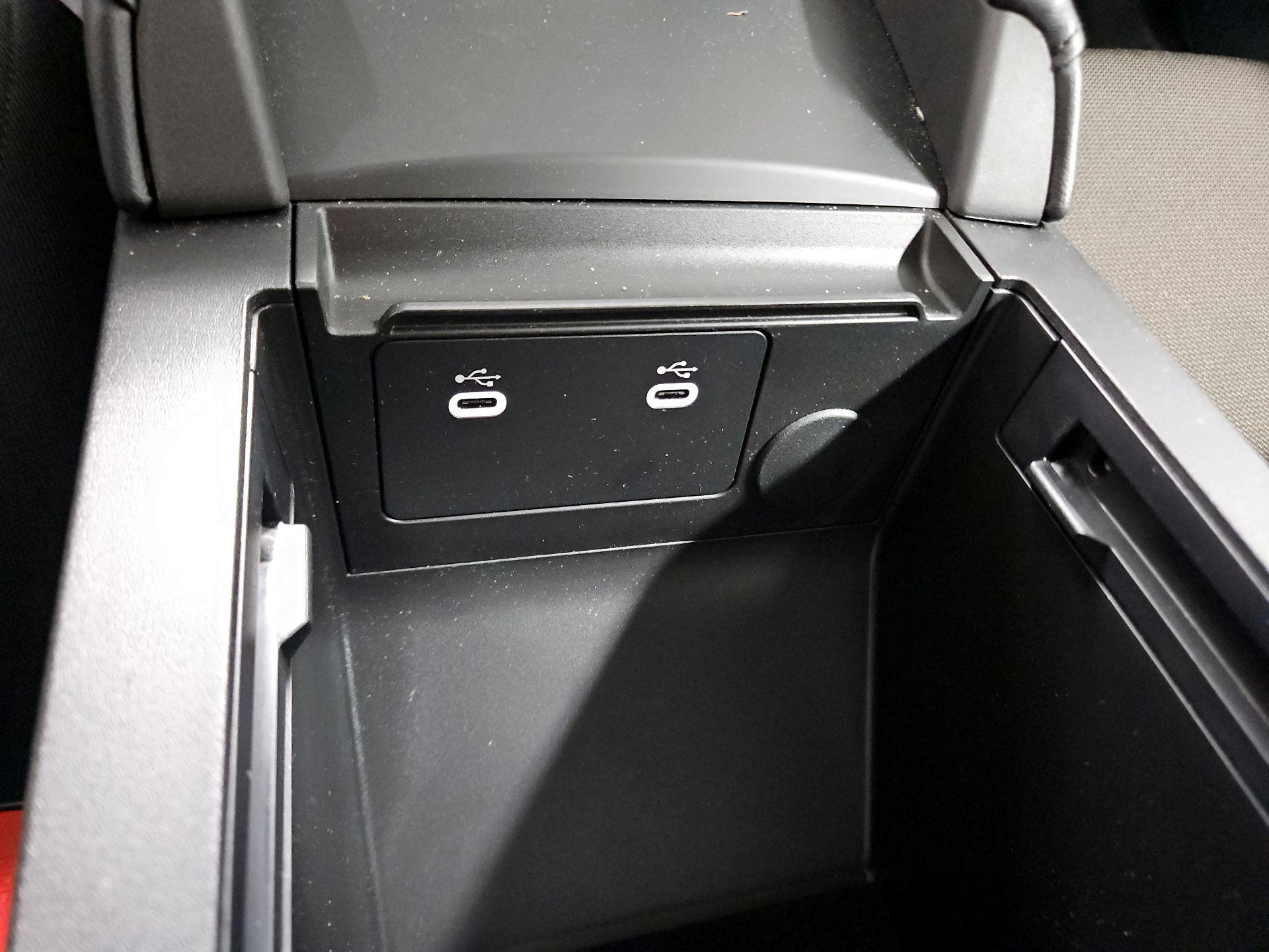 Thumbnail: 2025 Mazda Mazda3 - 18