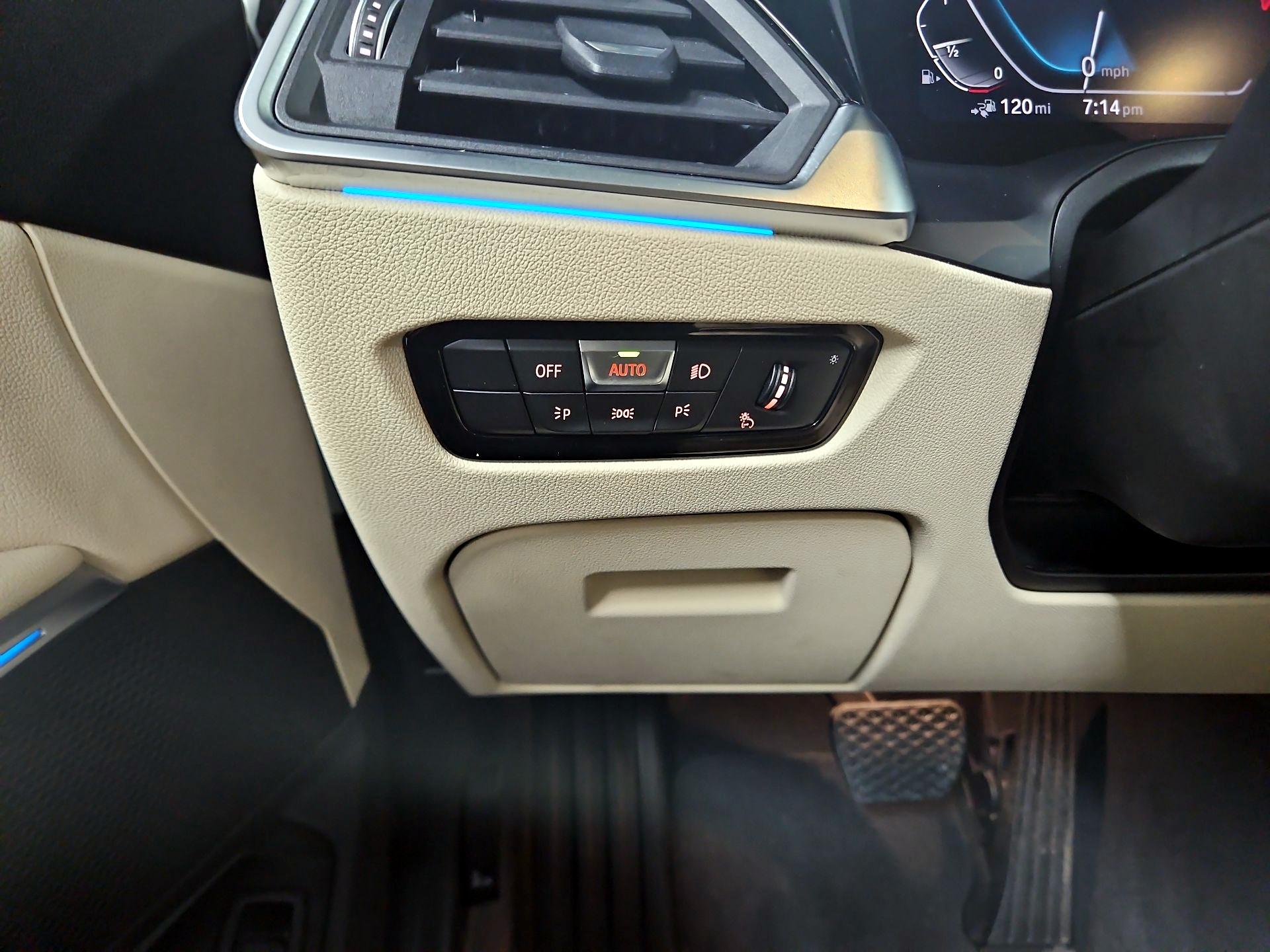 Thumbnail: 2021 BMW 3 Series - 13