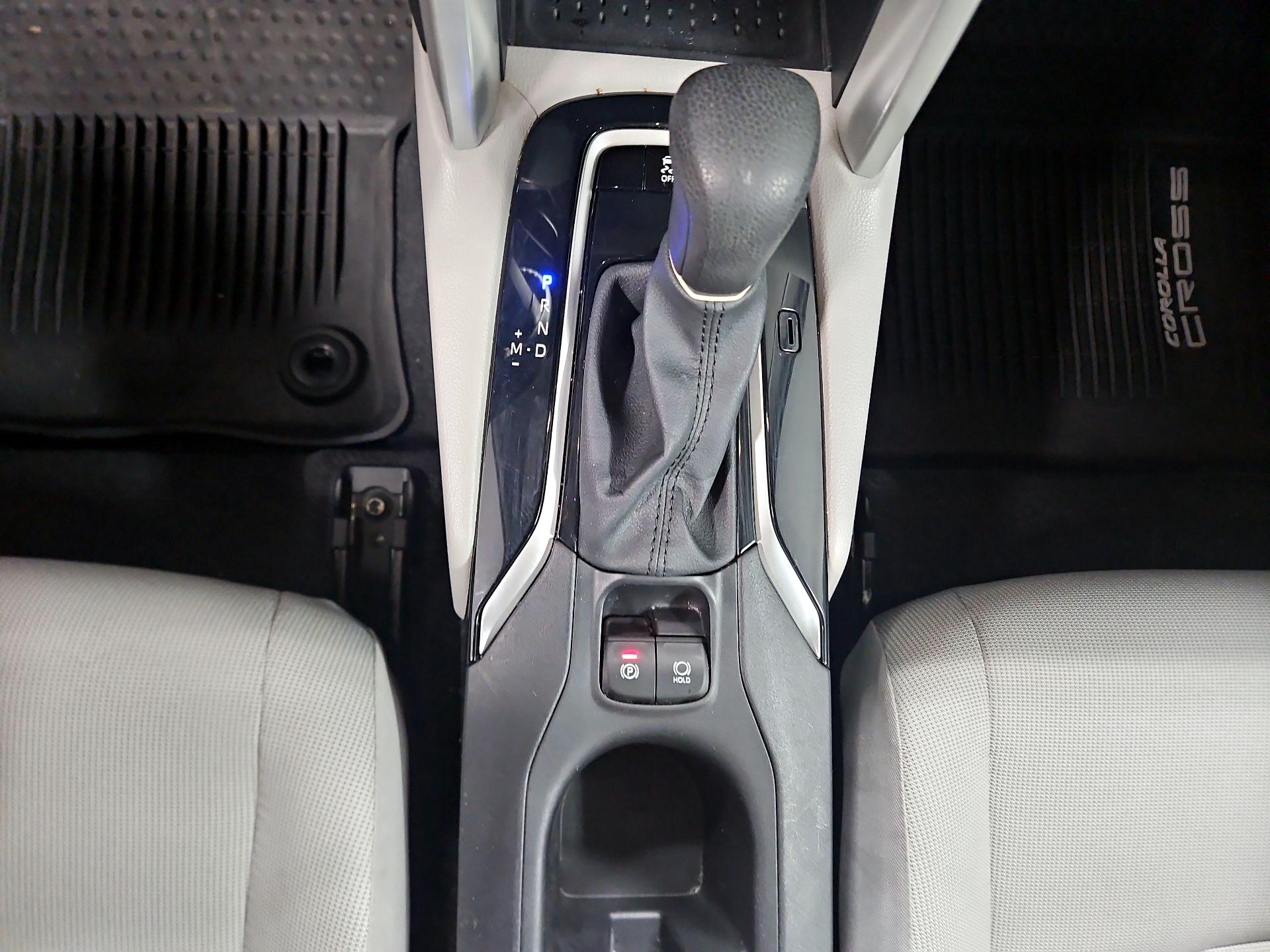 Thumbnail: 2024 Toyota Corolla Cross - 17