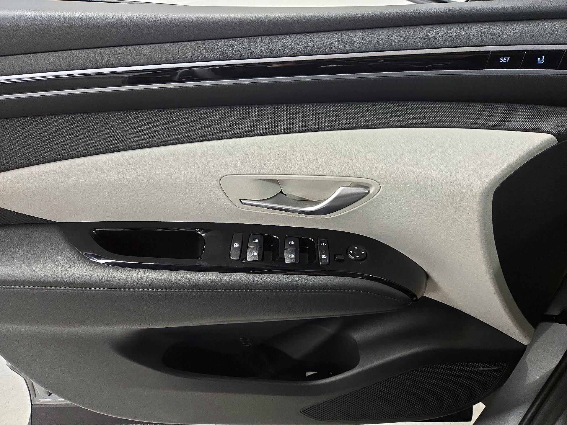 Thumbnail: 2023 Hyundai Tucson - 12